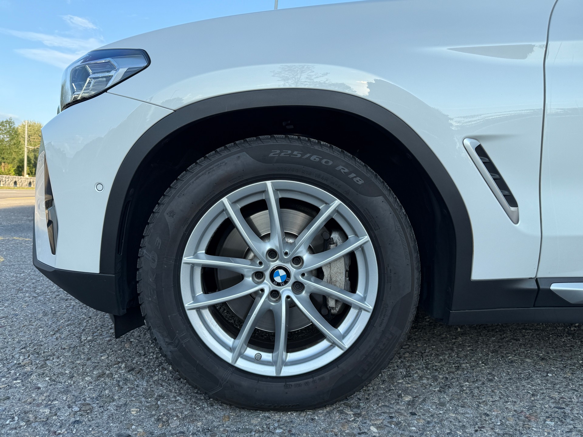 BMW X3 xDrive 48V 30d Mineralweiss Metallic&Panoramadach-image-28