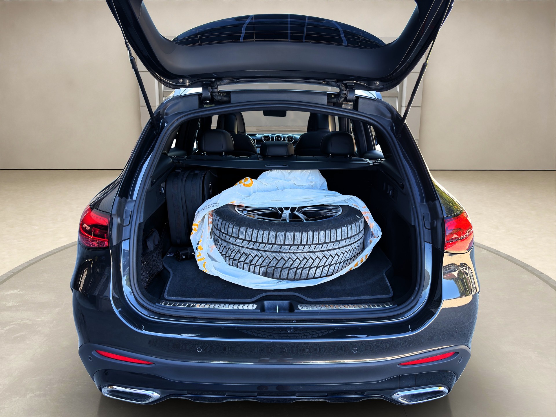MERCEDES-BENZ GLC 300 e 4Matic 9G-Tronic ✅CH-Fahrzeug & 8-fach bereift auf ALU✅-image-14