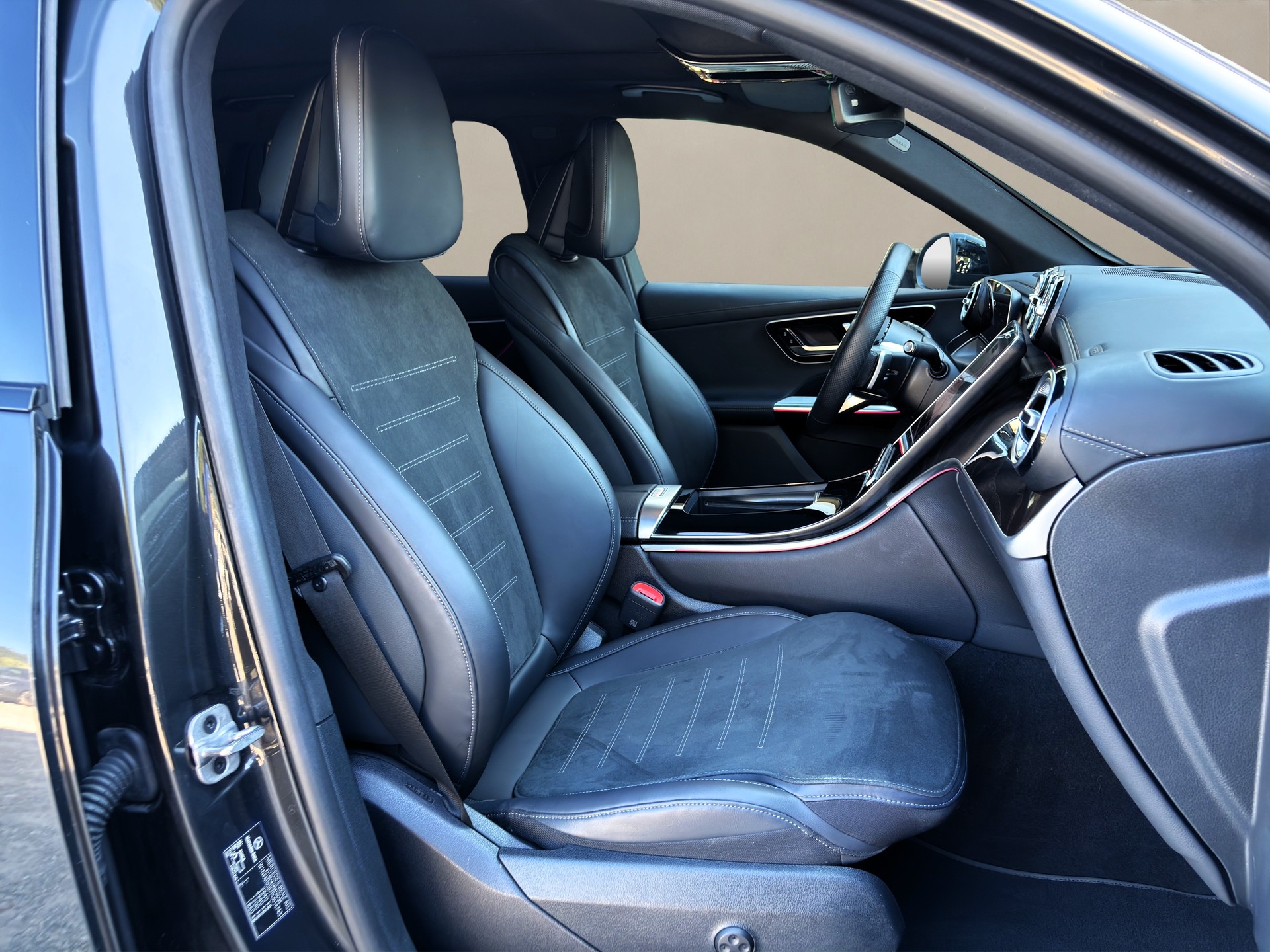 MERCEDES-BENZ GLC 300 e 4Matic 9G-Tronic ✅CH-Fahrzeug & 8-fach bereift auf ALU✅-image-9
