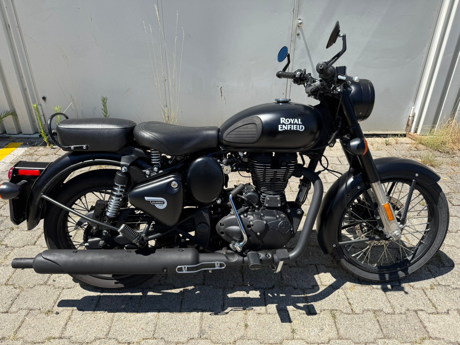 ROYAL ENFIELD Classic 500 - Stealth Black – expertisée – service effectué-image-5