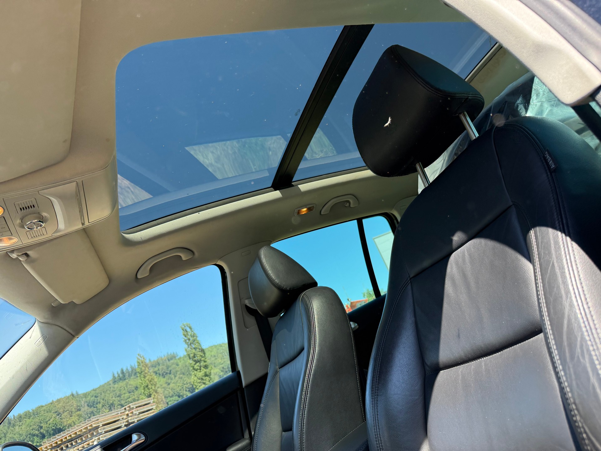 VW Tiguan 2.0 TSI Sport&Style-image-6