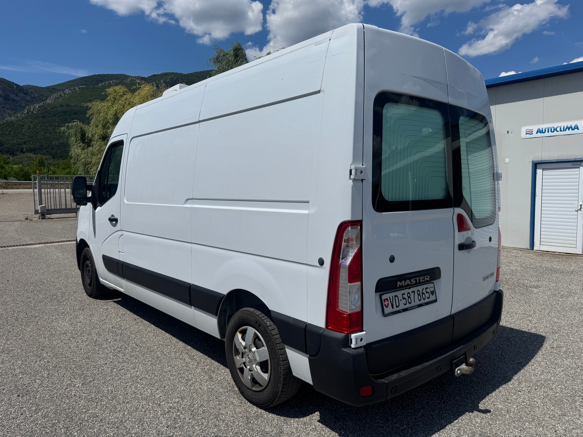 RENAULT Master T33 2.3dCi 135 L2H2-image-1
