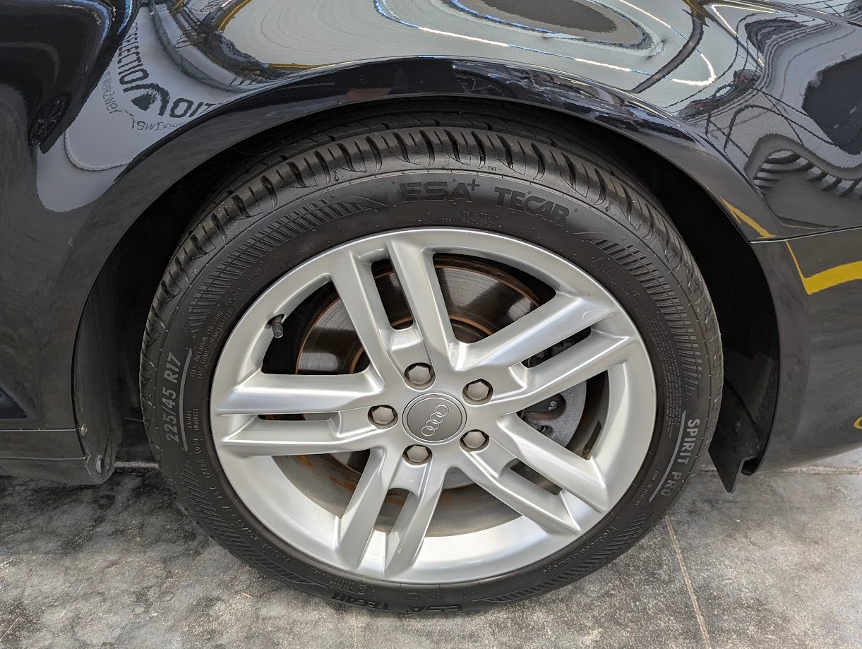 AUDI A3 Sportback 2.0 TDI 170PS Ambition S-Tronic*CH-AUTO FRISCH AB MFK+SERVICE 12MT GAR NAVI+BOSE LEDER*-image-3