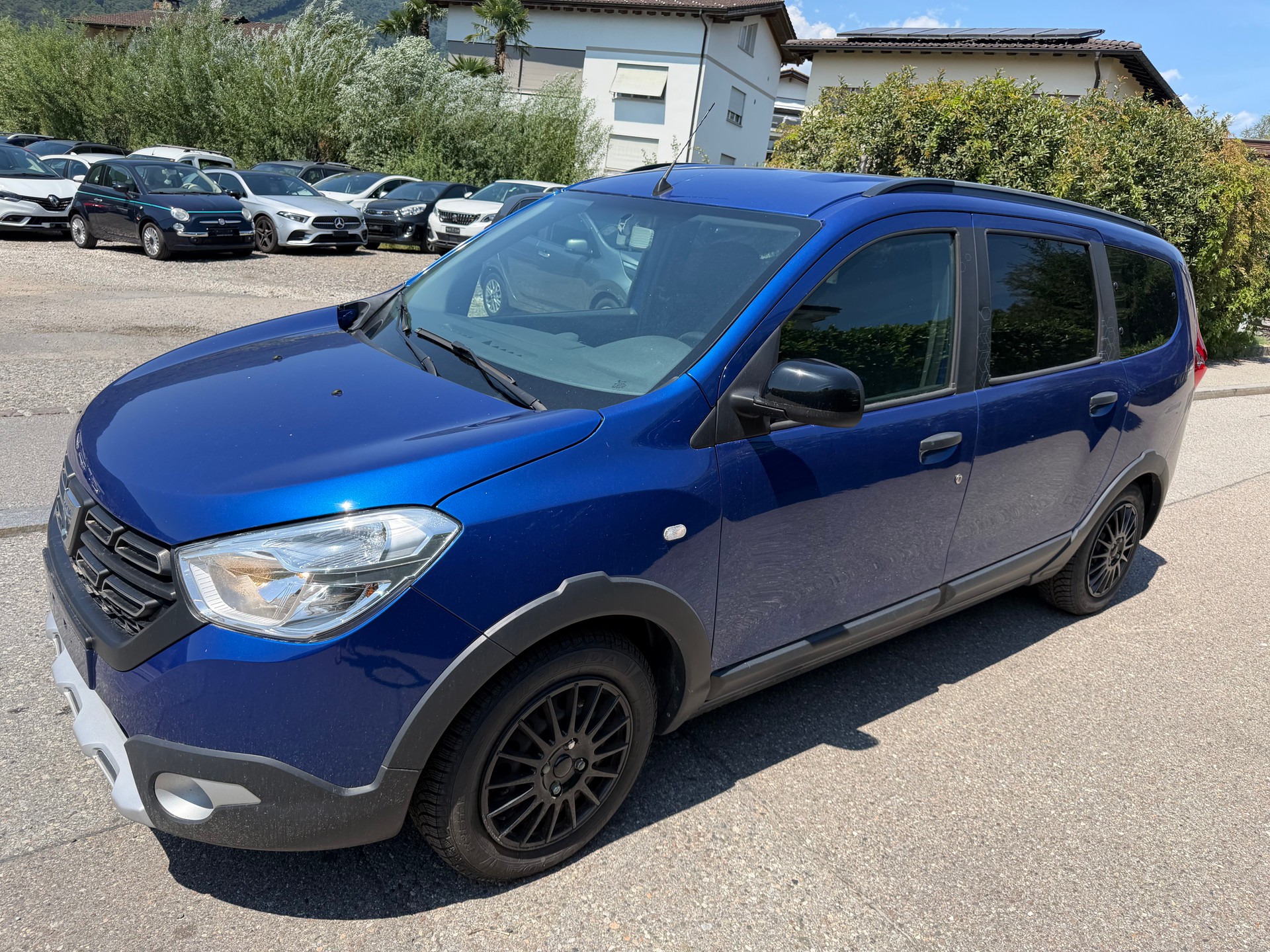 DACIA Lodgy TCE 130 Celebration 7PL-image-1