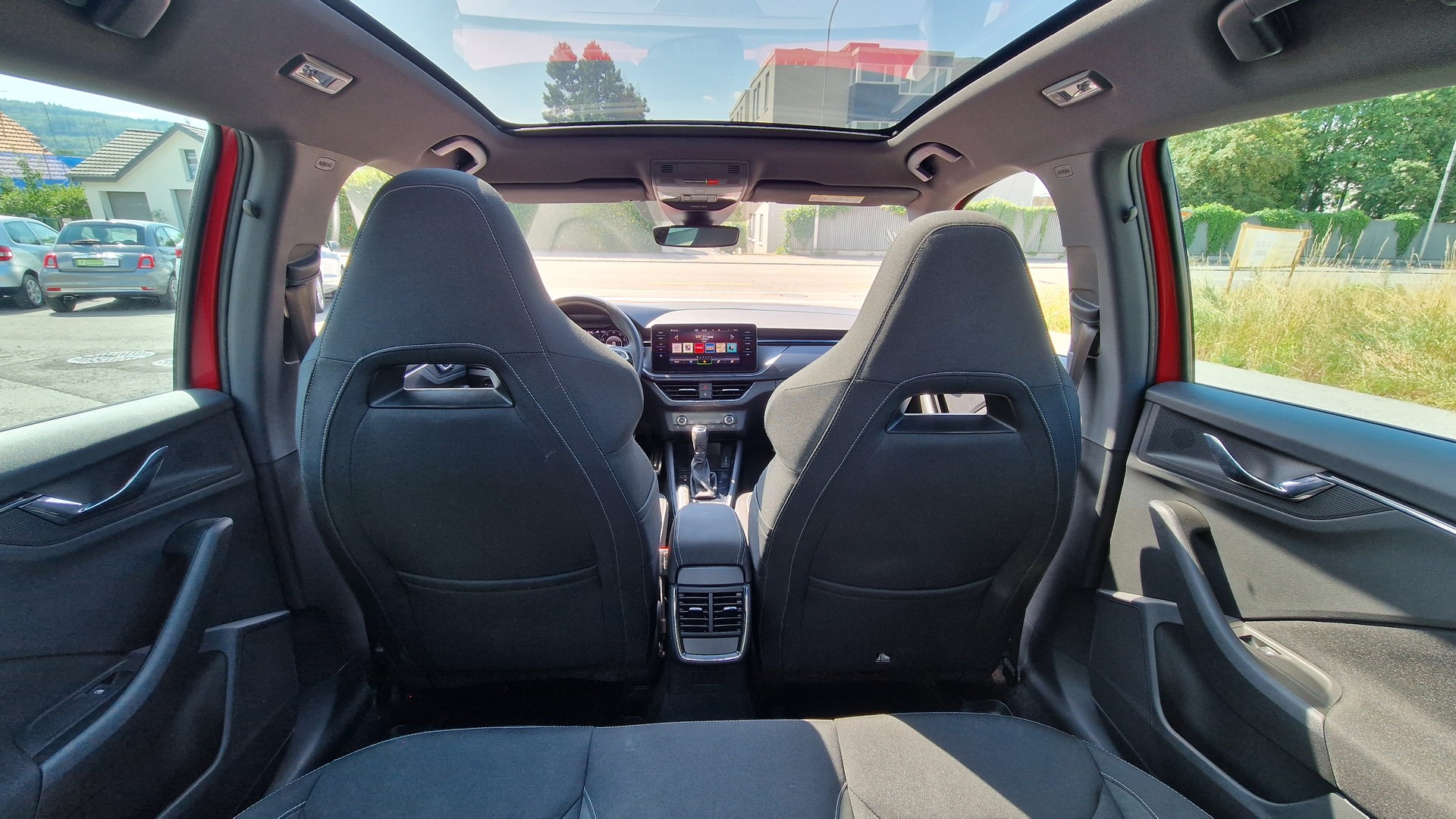 SKODA Kamiq 1.0 TSI Style DSG-image-12