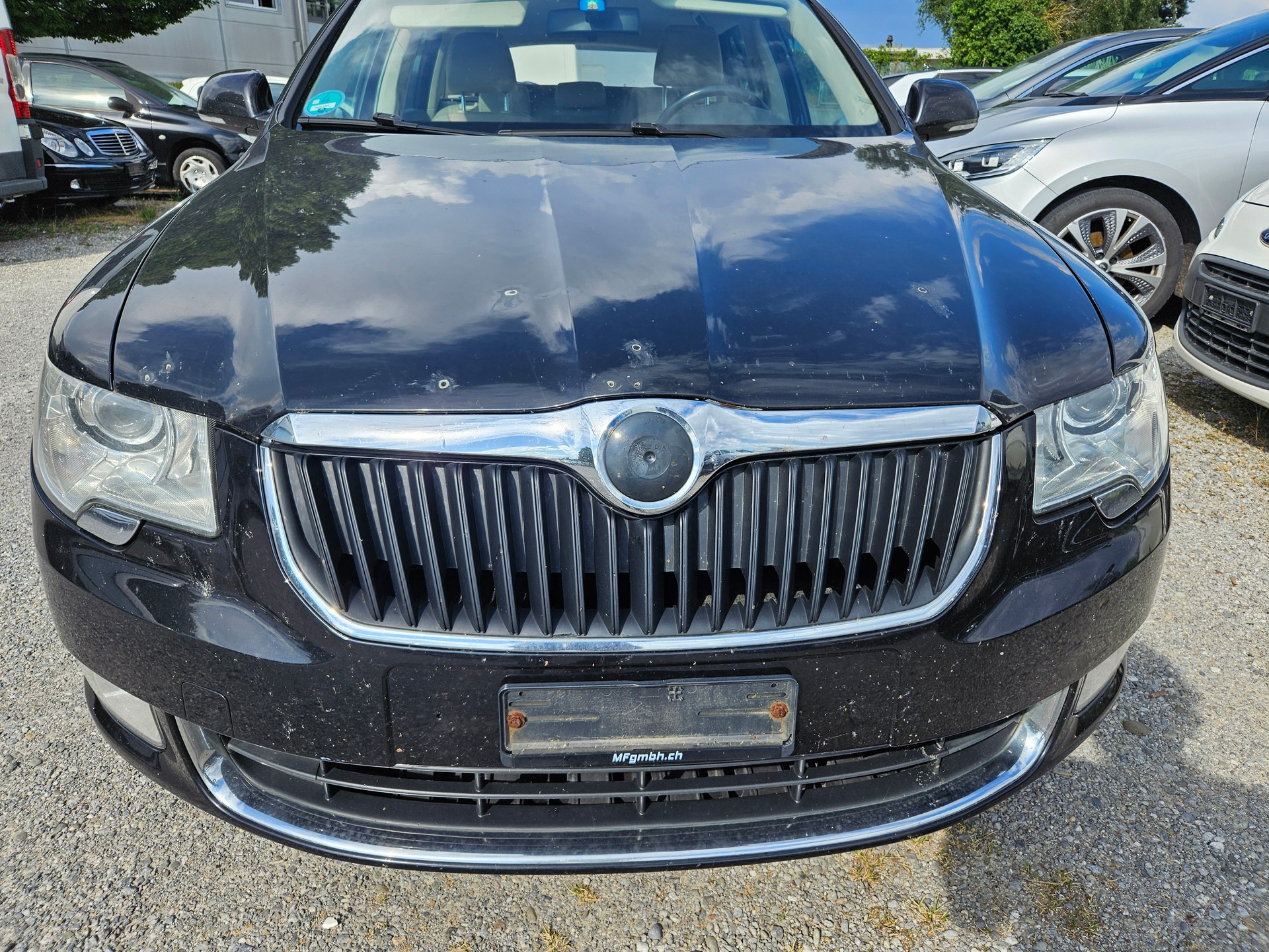 SKODA Superb 2.0 TDi Elegance 4x4-image-1