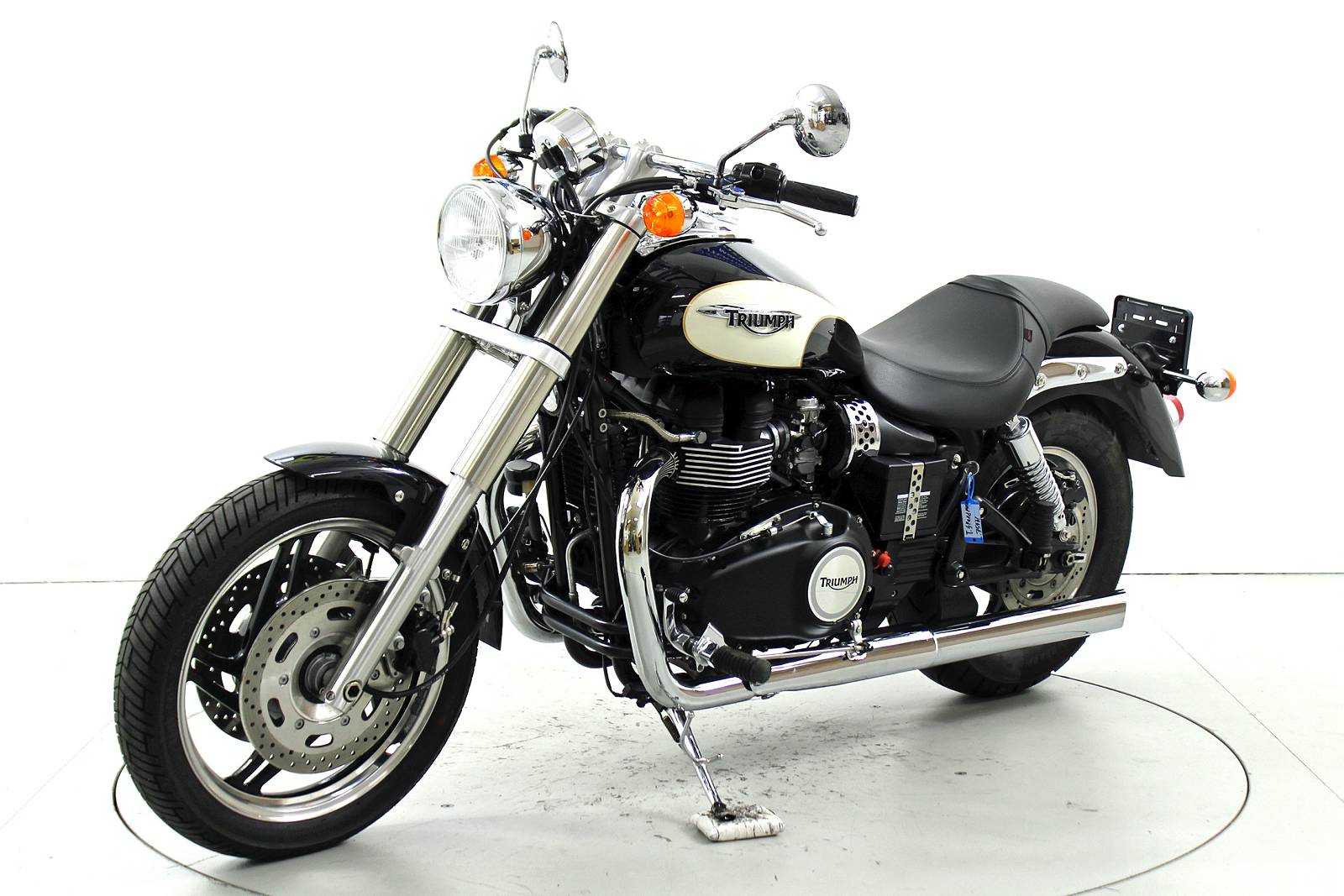 TRIUMPH Speedmaster-showroom-element-2