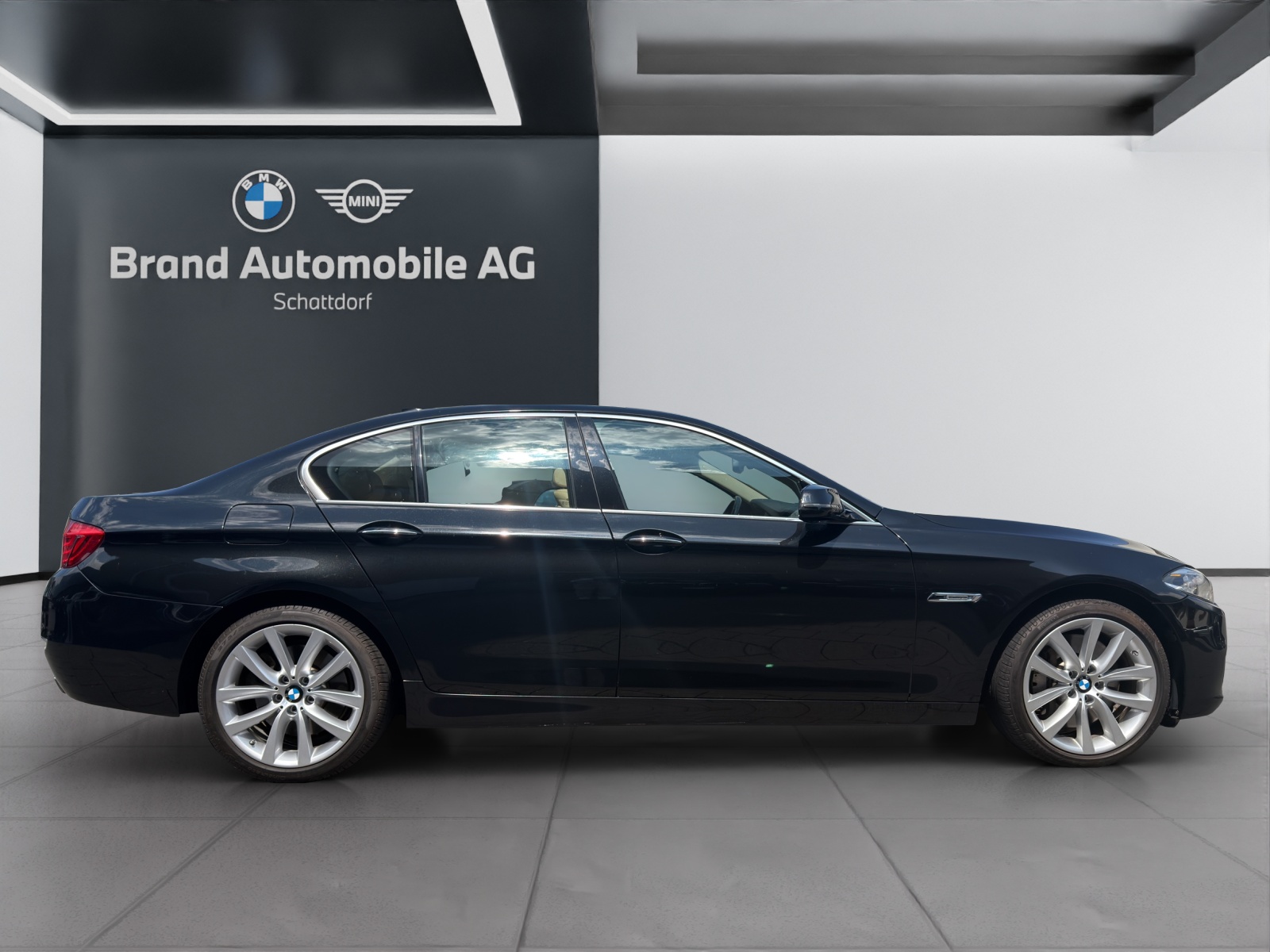 BMW 550i xDrive SAG-image-5