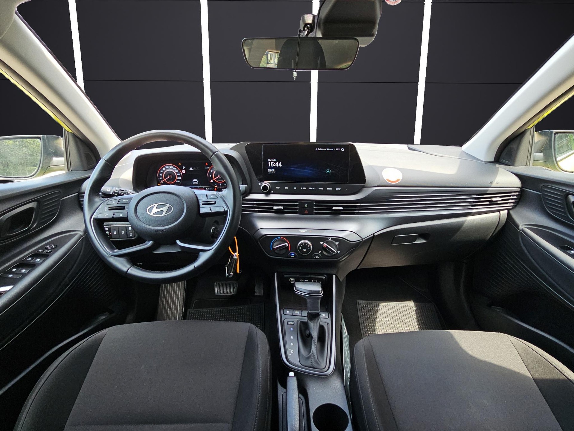 HYUNDAI i20 1.0 T-GDi Amplia-image-11