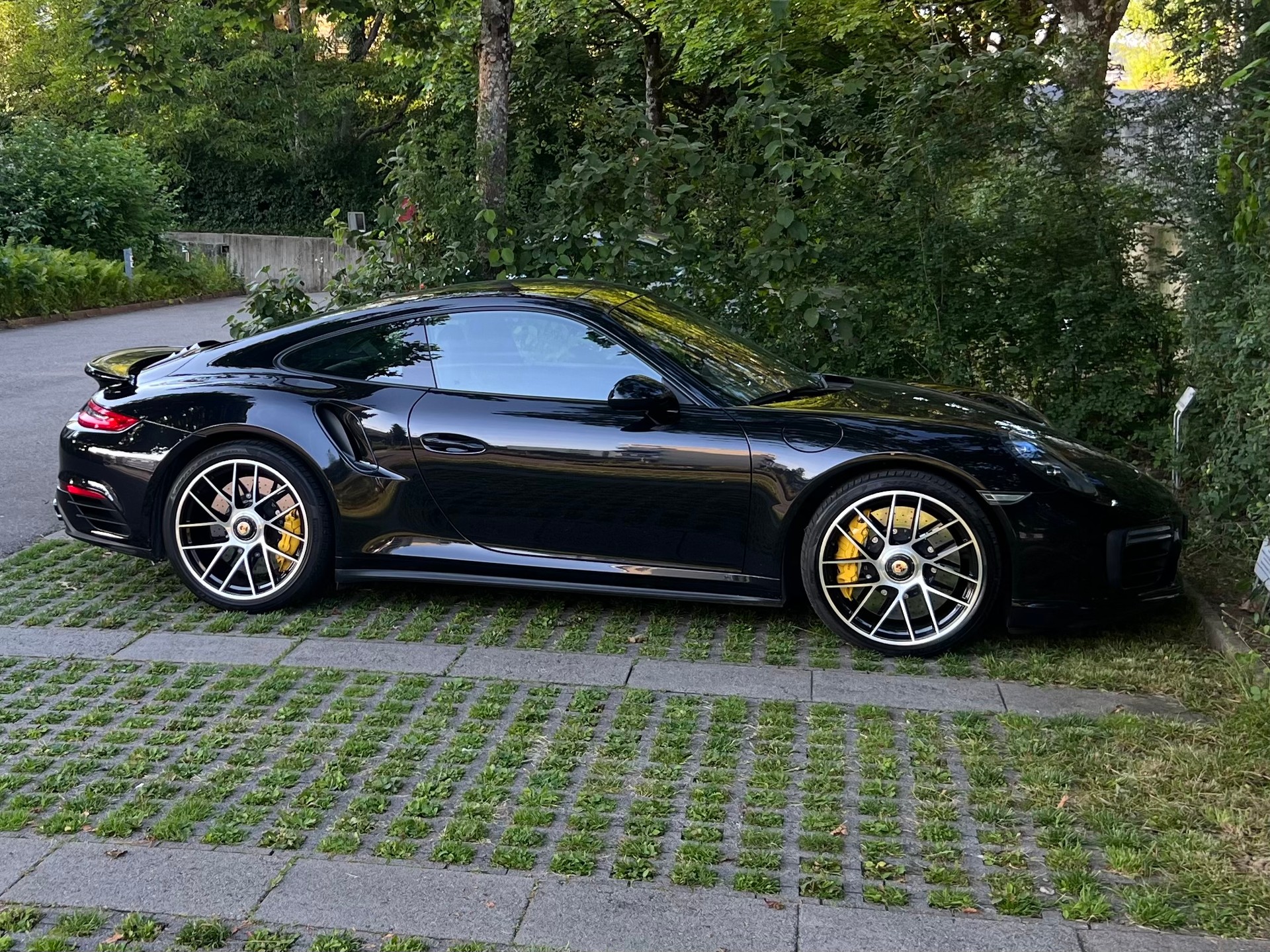 PORSCHE 3.8 Turbo S PDK-image-2