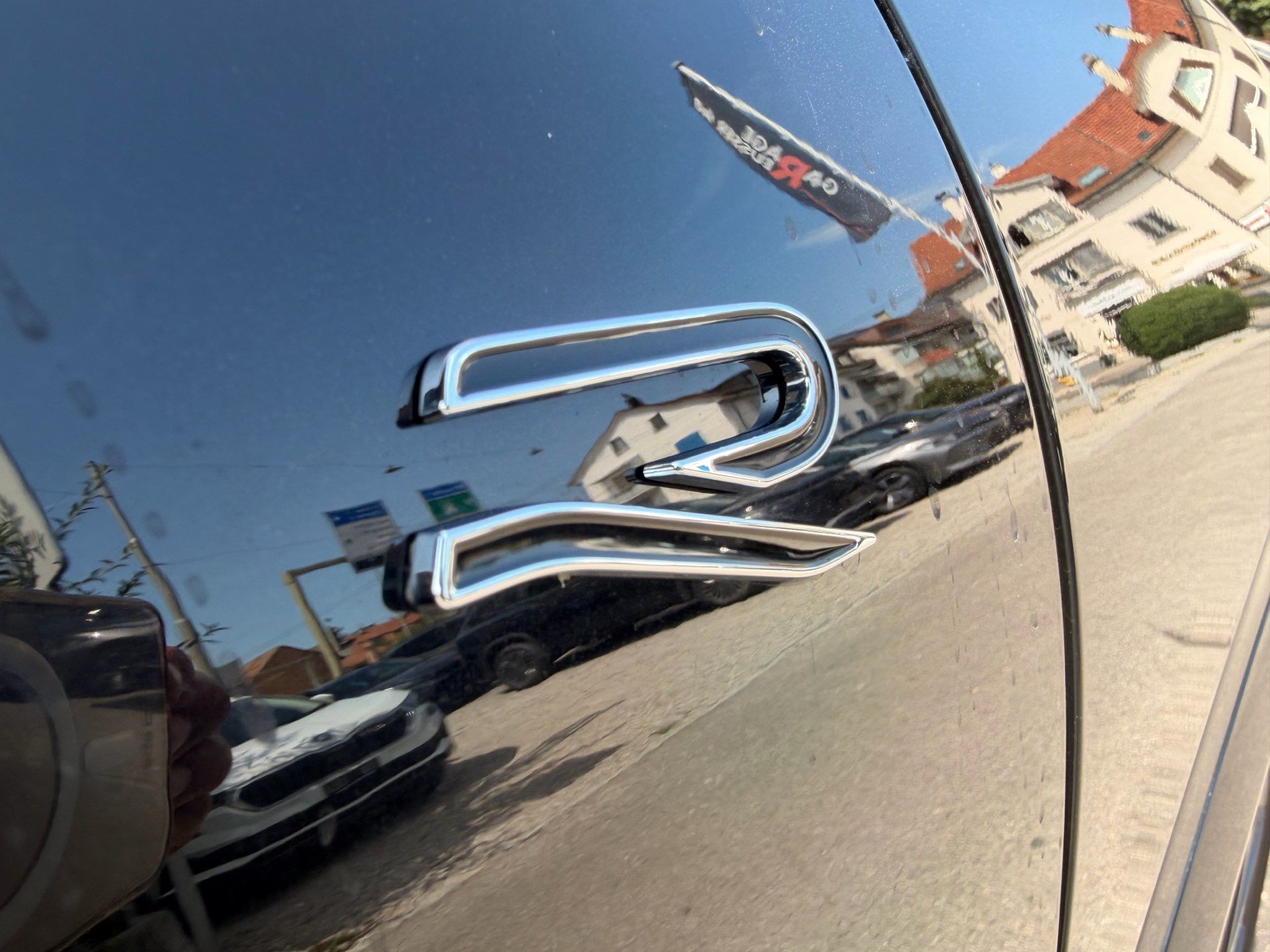 VW Tiguan 2.0 TSI DSG 4MOTION R-LINE *** PANORAMAGLASDACH & 360 GRAD KAMERA ***-image-31