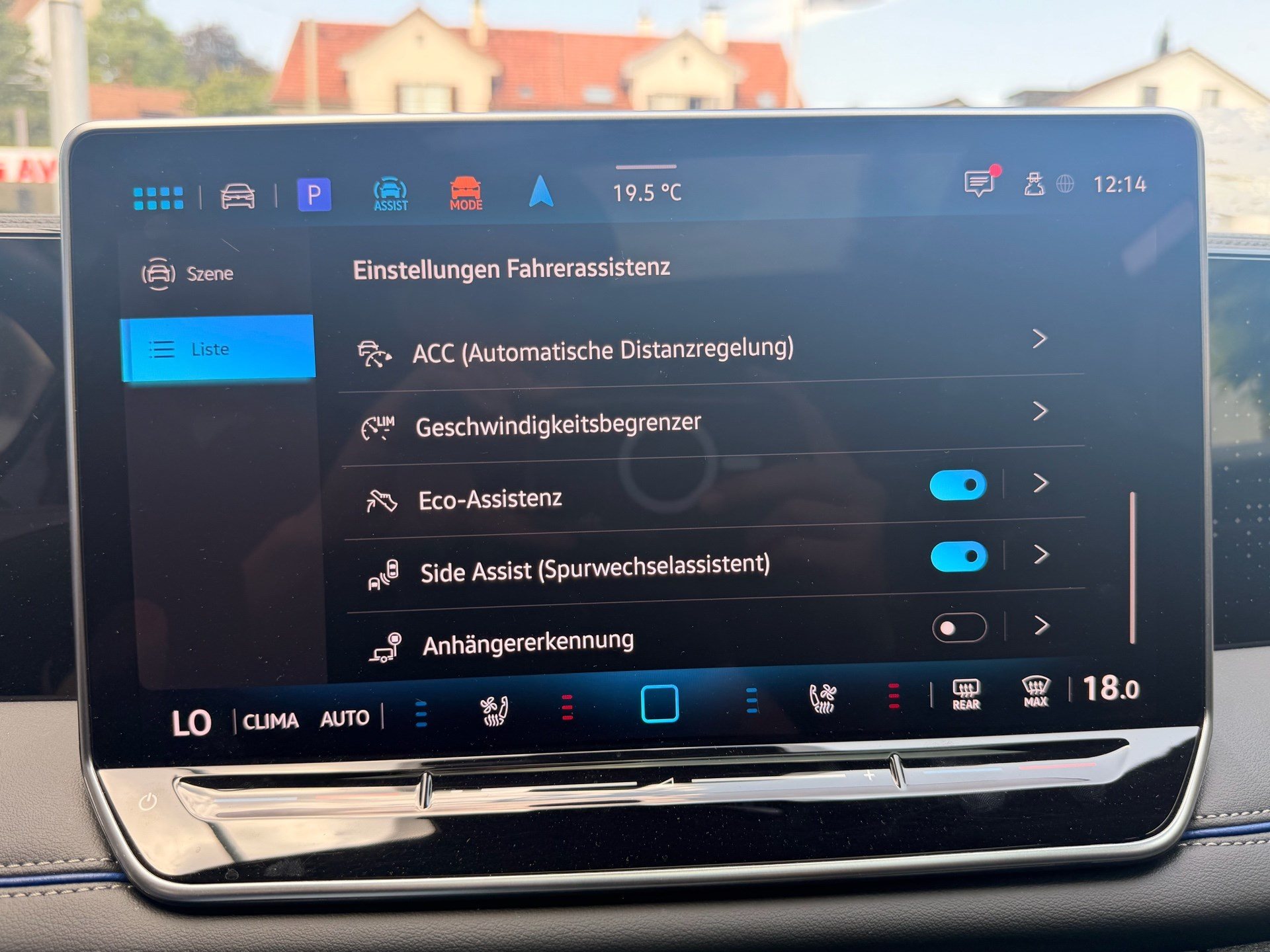 VW Tiguan 2.0 TSI DSG 4MOTION R-LINE *** PANORAMAGLASDACH & 360 GRAD KAMERA ***-image-17