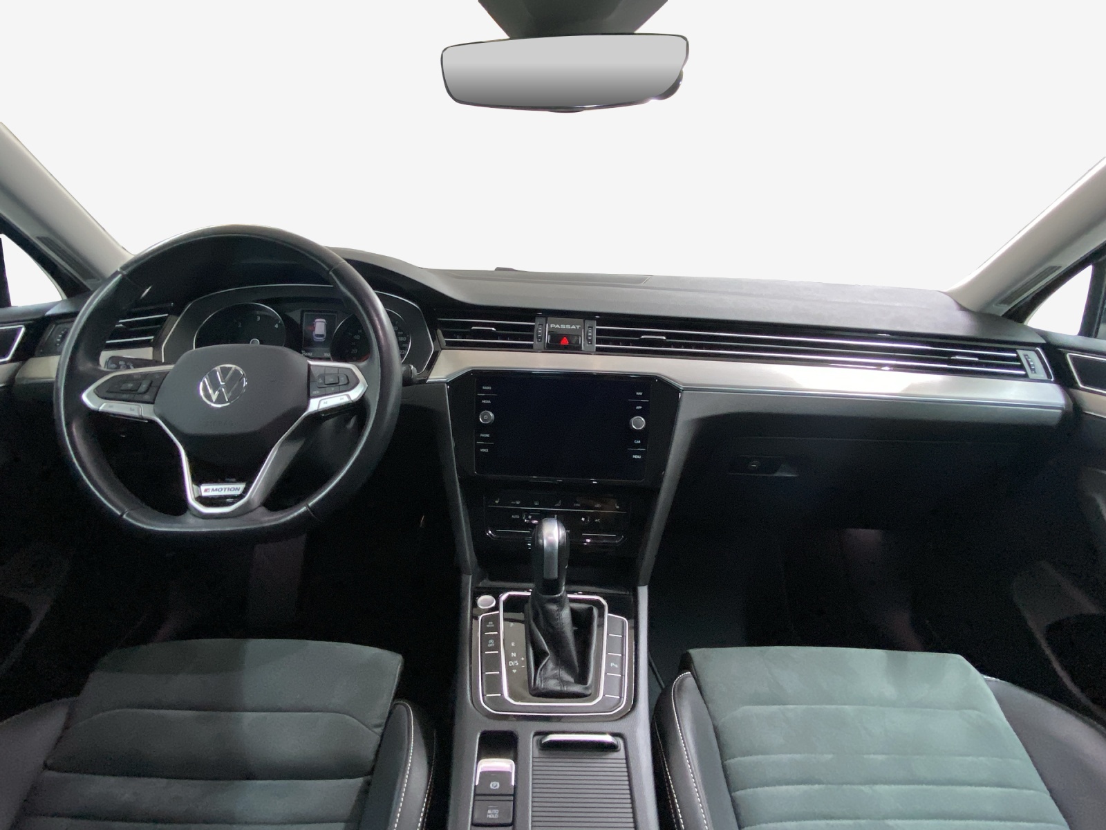VW Passat 2.0 TDI BMT Elegance 4Motion DSG-image-8