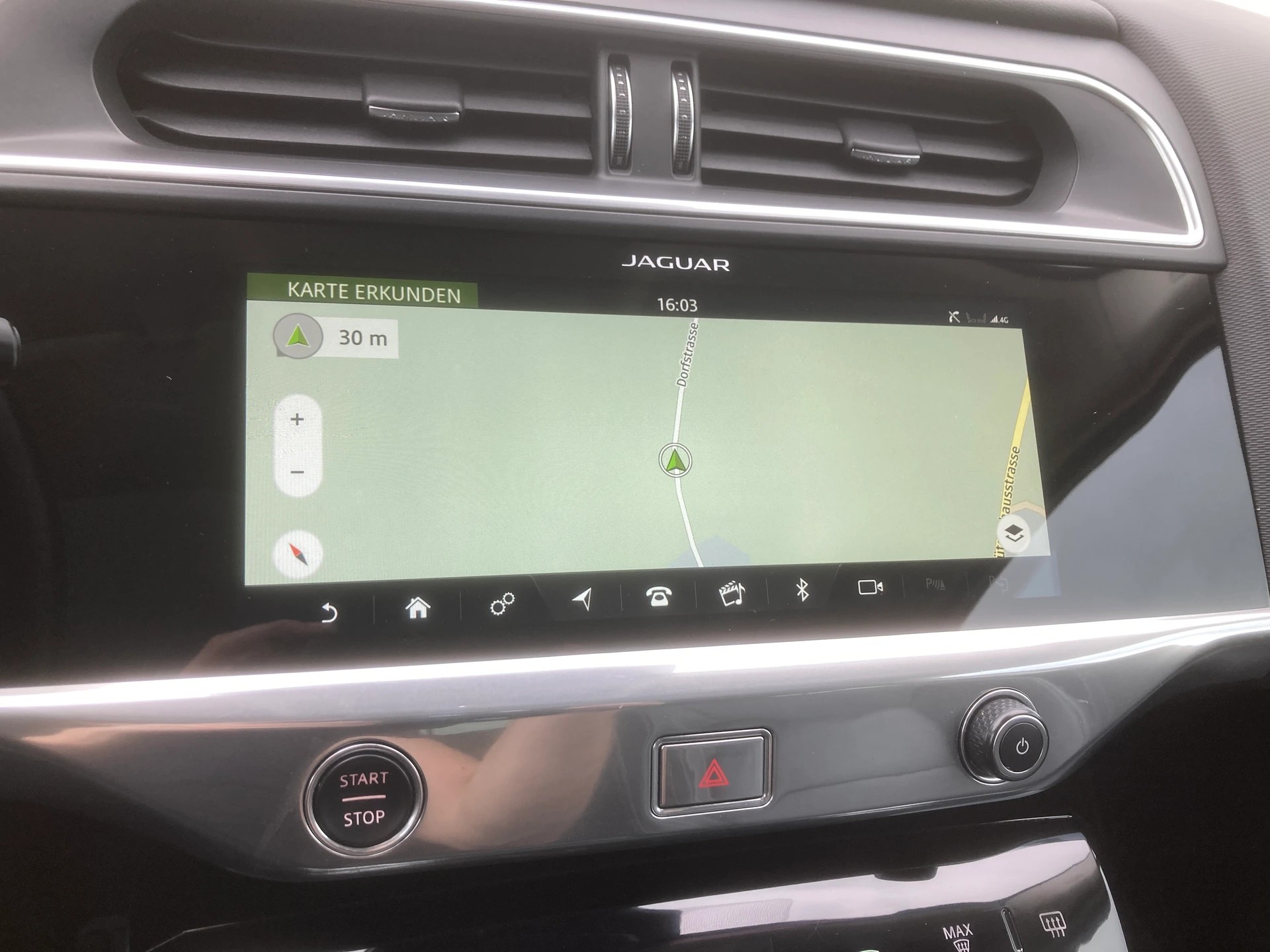 JAGUAR I-Pace EV400 S AWD-image-14