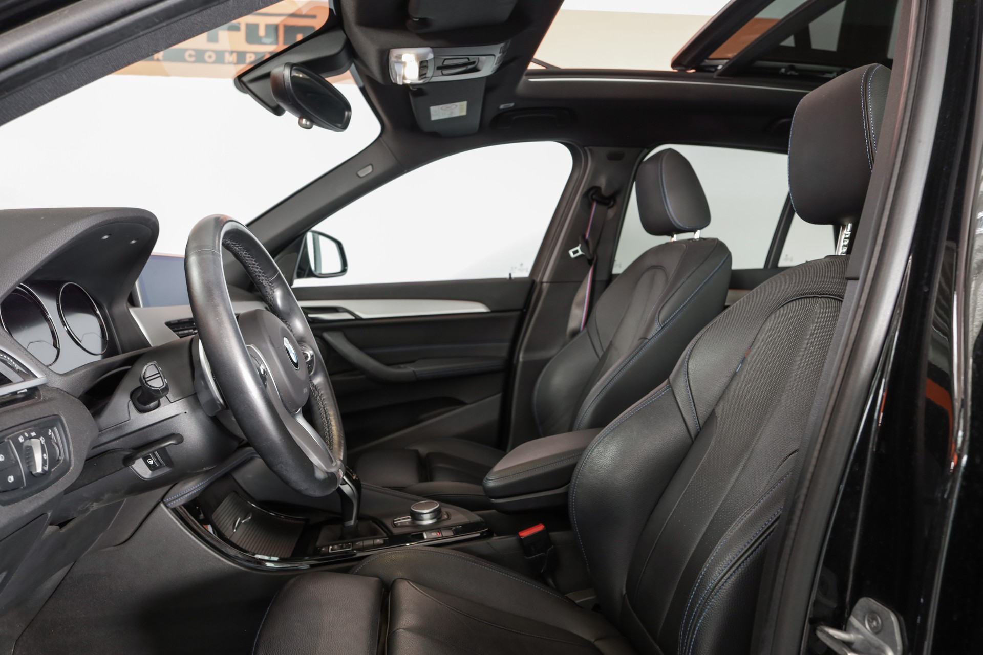 BMW X1 xDrive 25i M Sport Steptronic-image-10