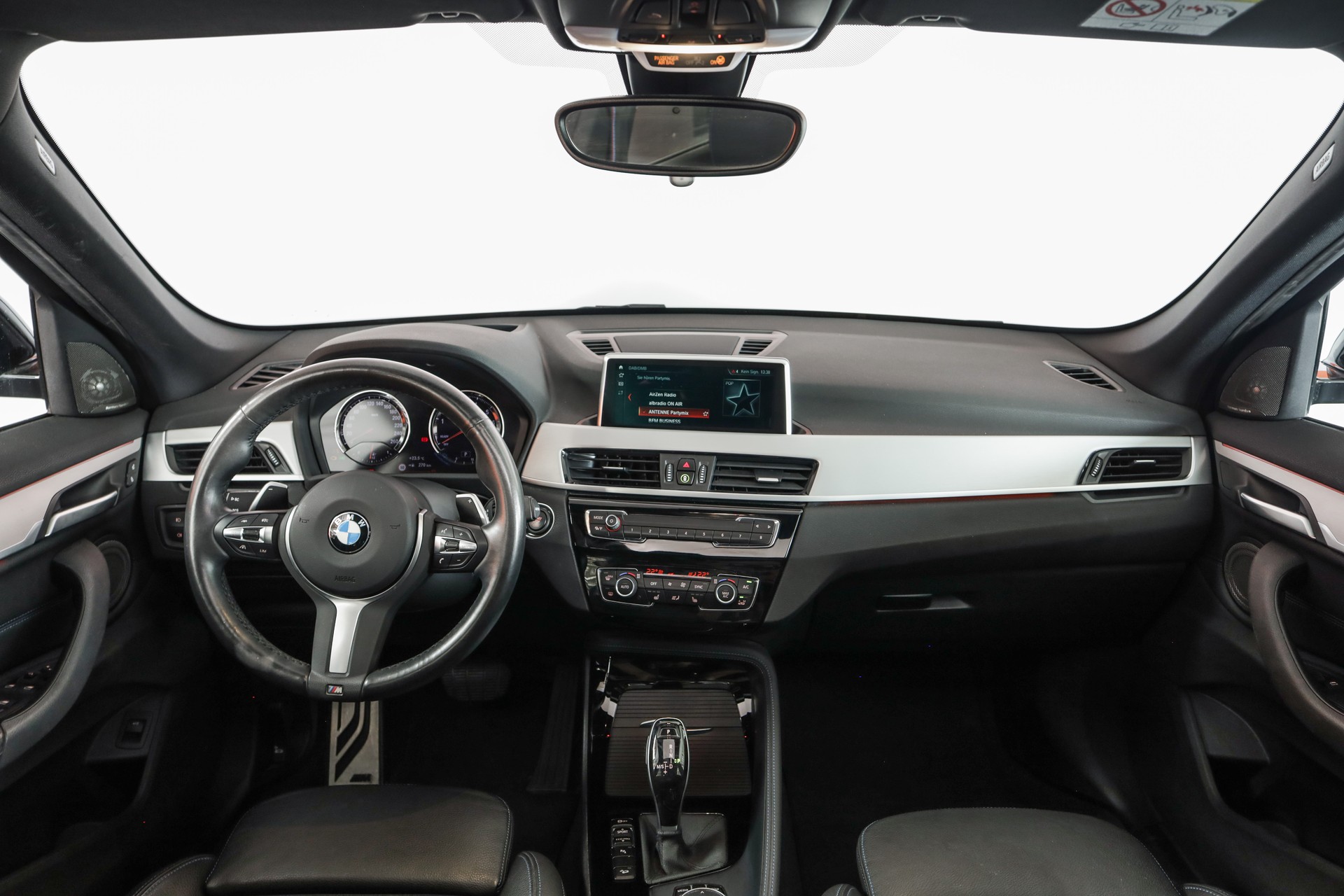 BMW X1 xDrive 25i M Sport Steptronic-image-8