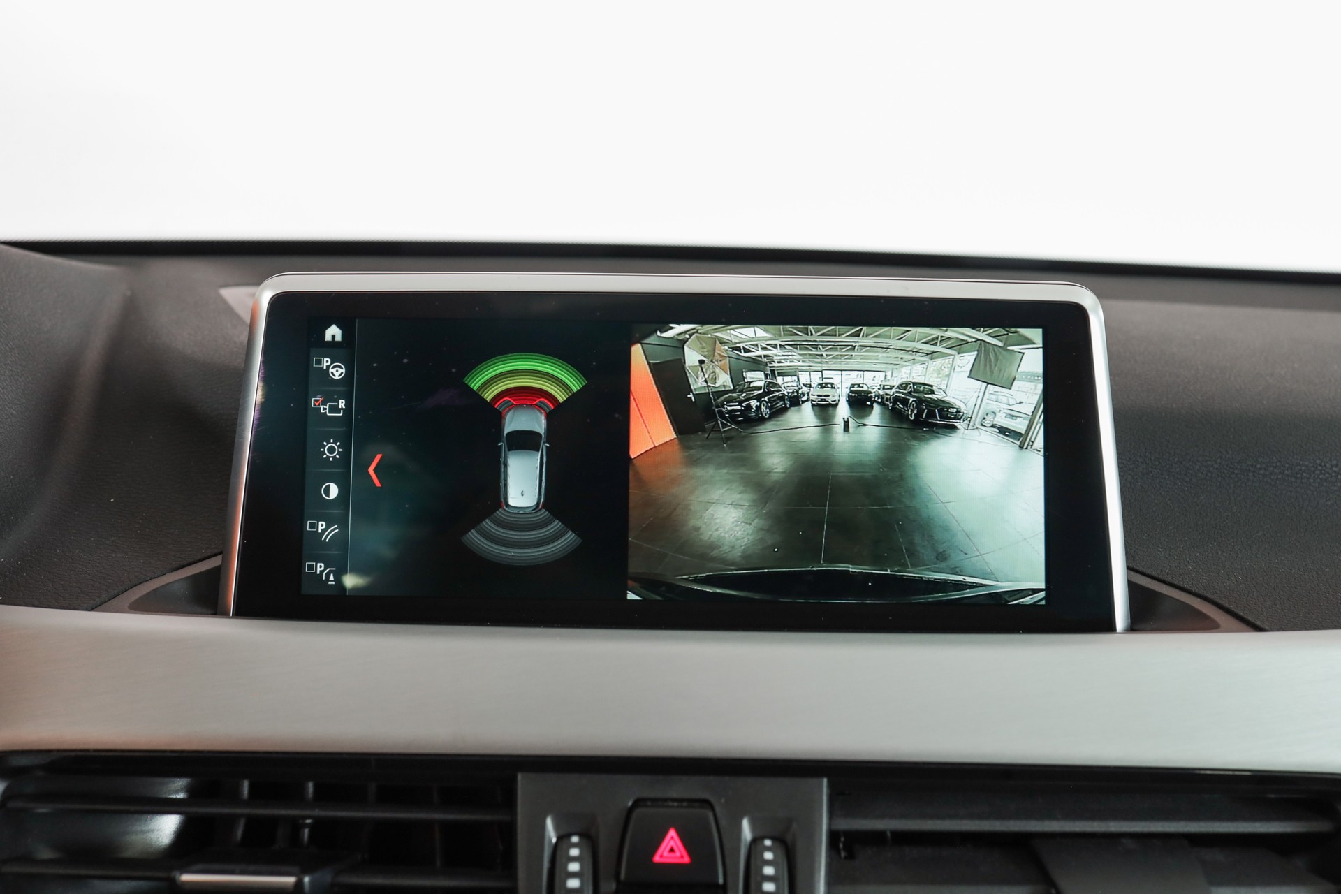 BMW X1 xDrive 25i M Sport Steptronic-image-18