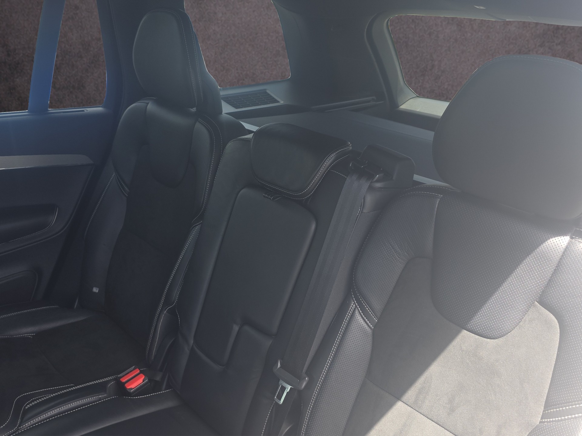 VOLVO XC90 2.0 D5 R-Design 5P. AWD-image-16