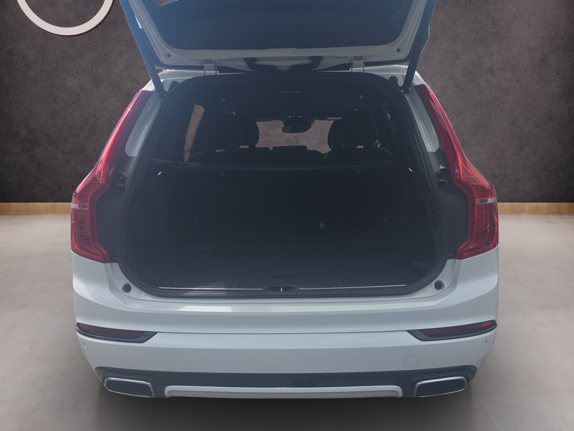 VOLVO XC90 2.0 D5 R-Design 5P. AWD-image-8