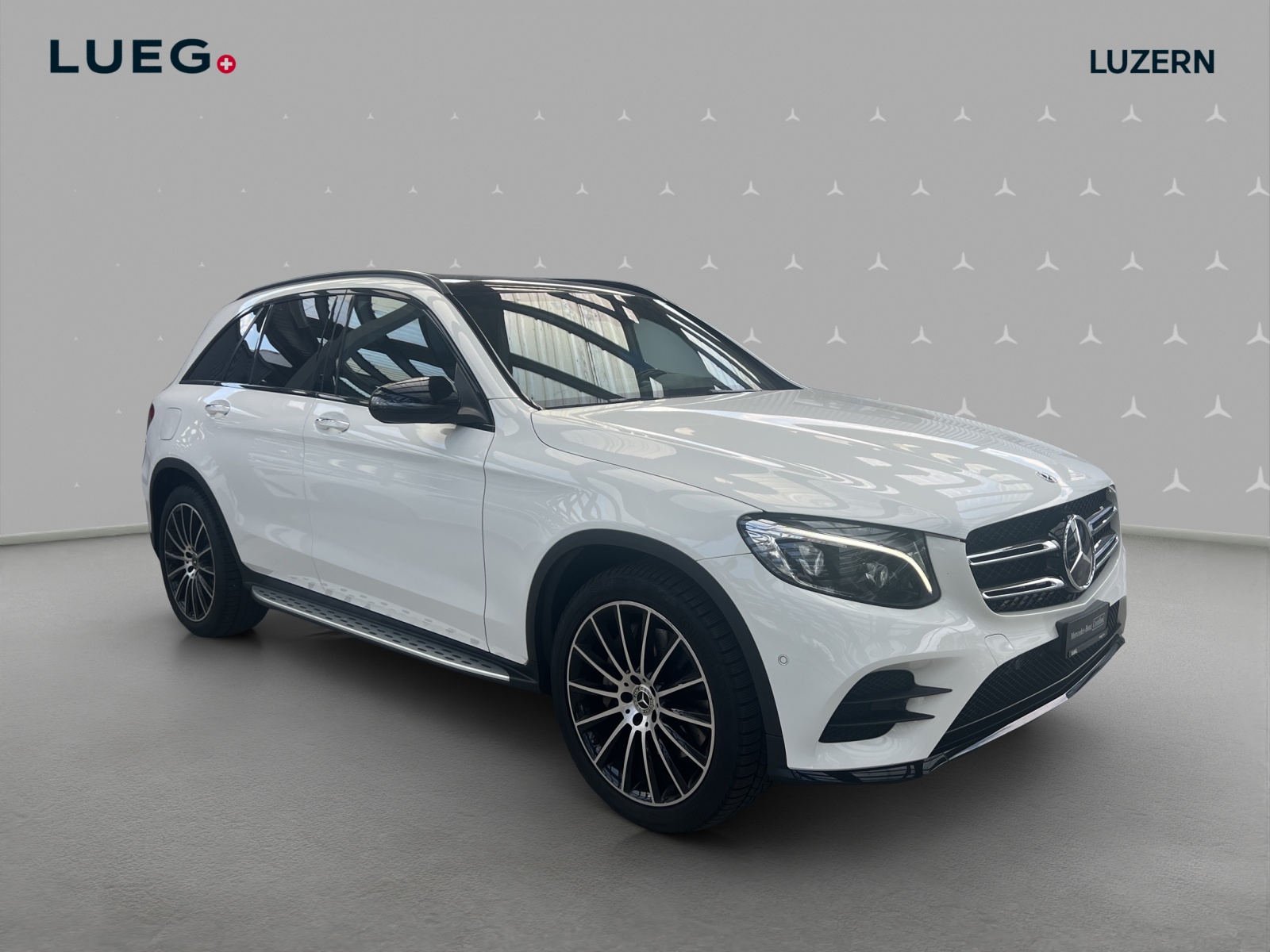 MERCEDES-BENZ GLC 250 d AMG Line 4Matic 9G-Tronic-image-4