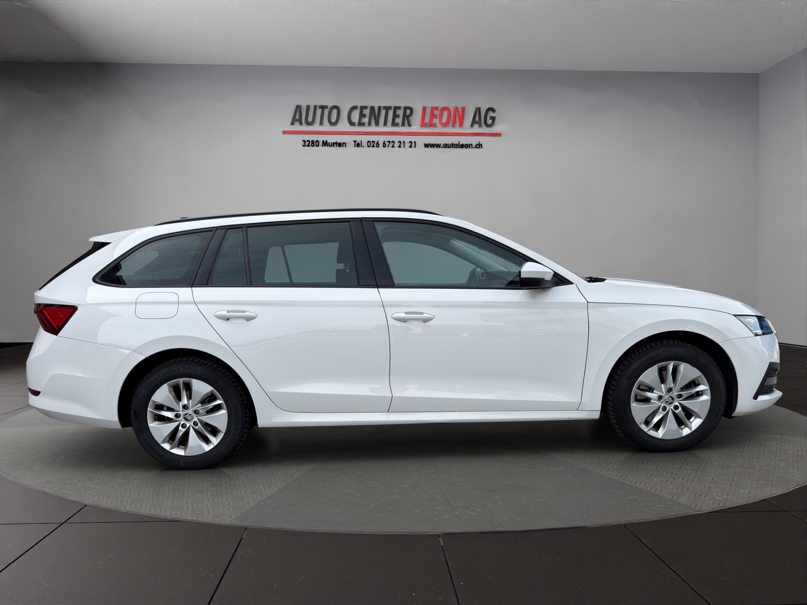 SKODA Octavia Combi 2.0 TDI DSG Ambition 4x4-image-6