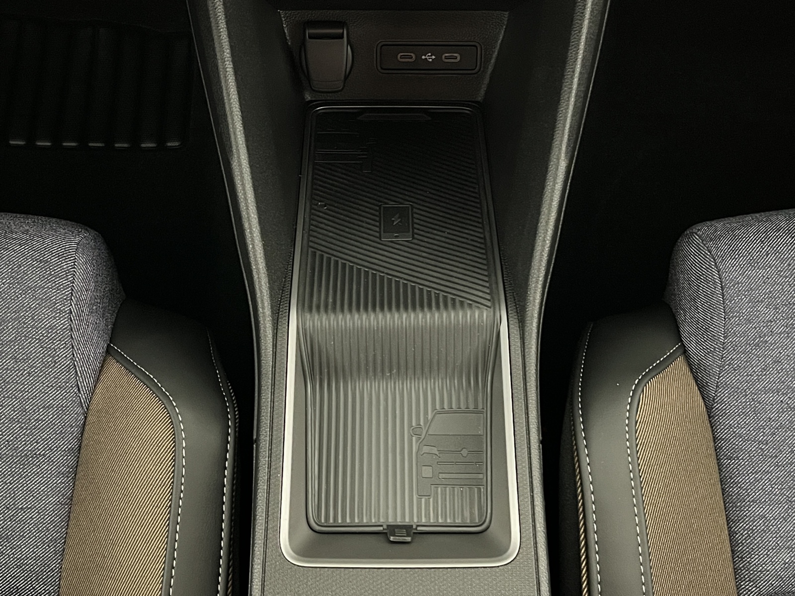 RENAULT R5 E-Tech Comfort Range techno-image-13
