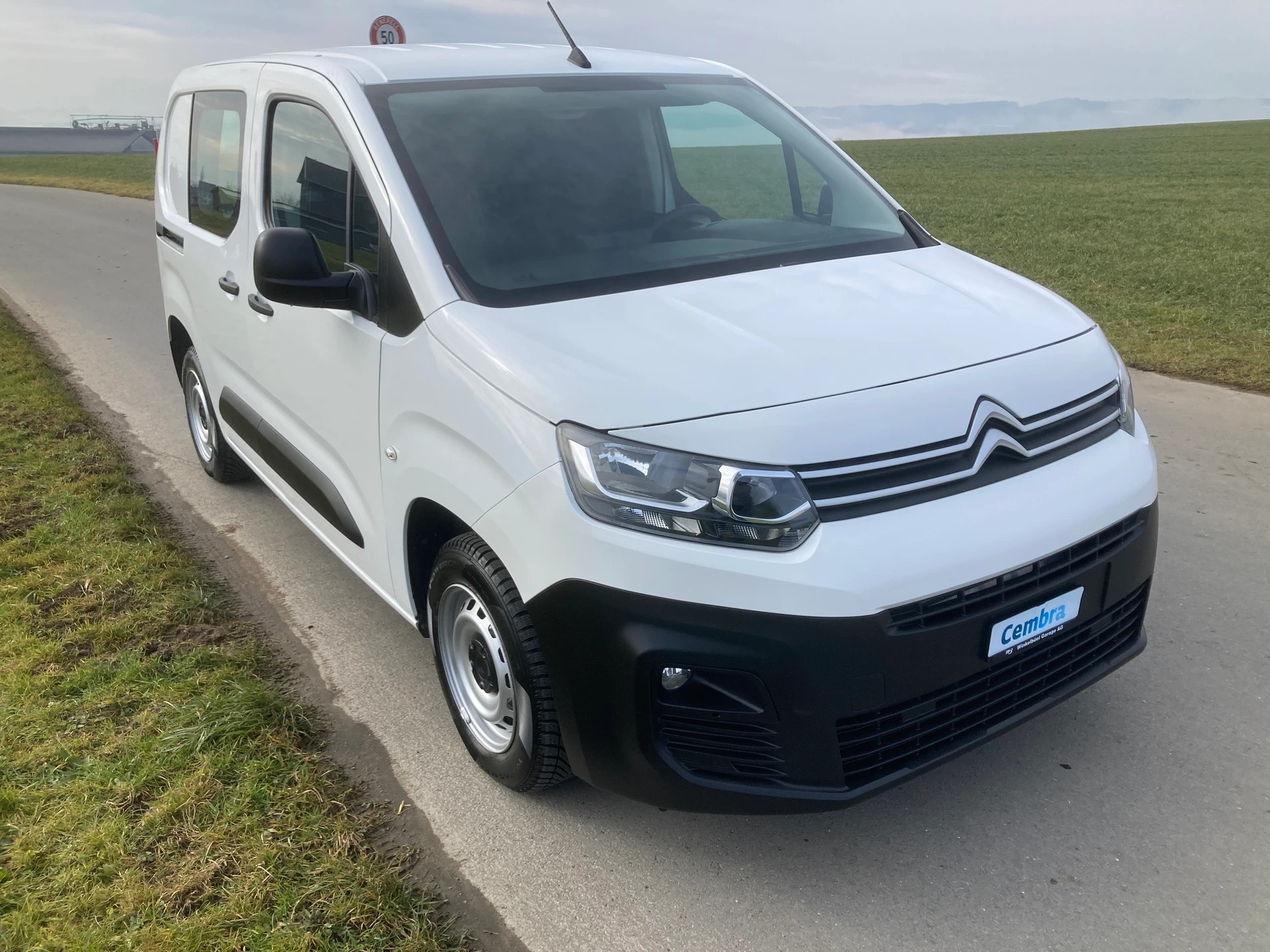 CITROEN Berlingo Van 1.5 Blue HDi 100 s/s Driver 650kg-image-1