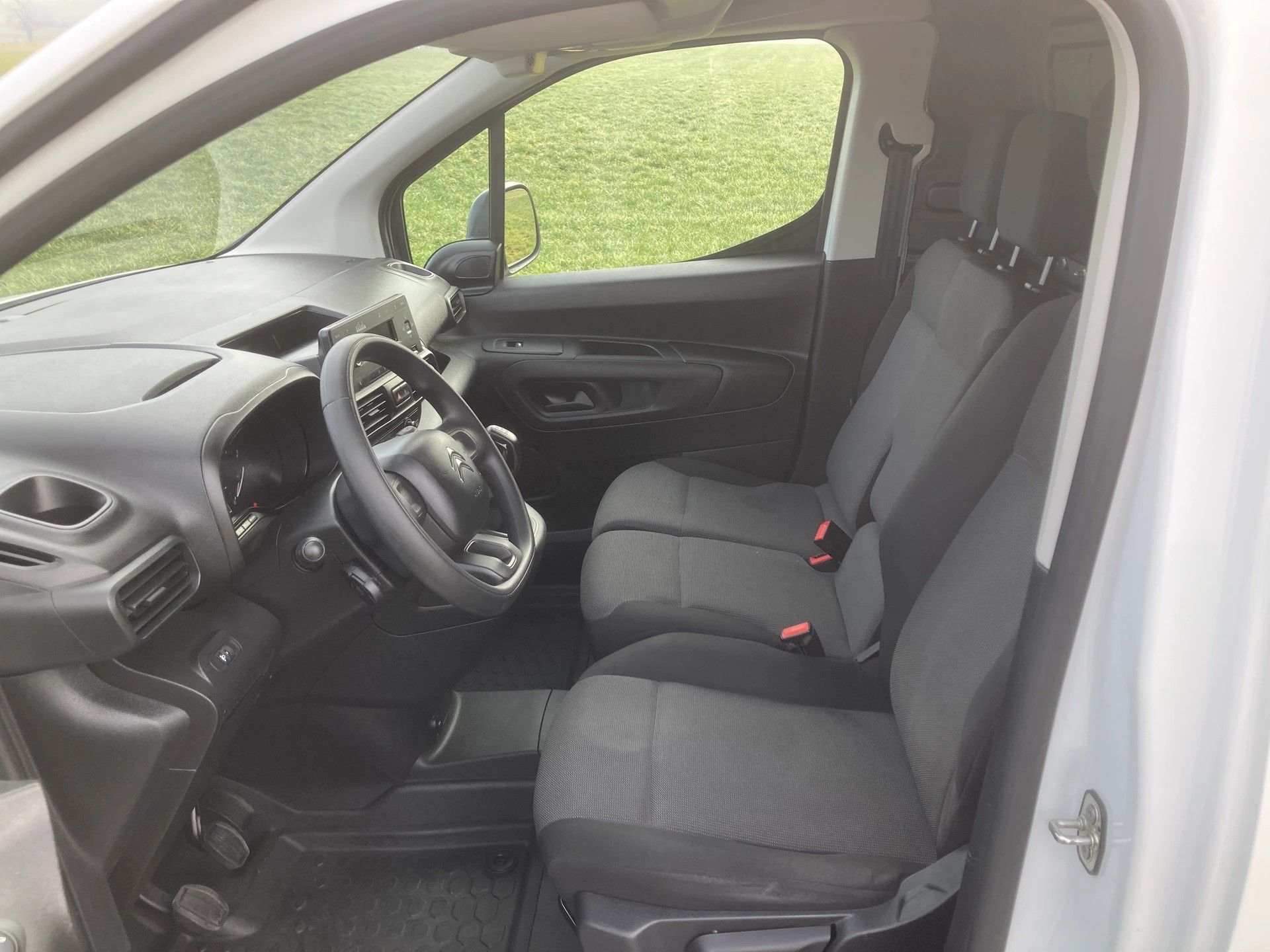 CITROEN Berlingo Van 1.5 Blue HDi 100 s/s Driver 650kg-image-8