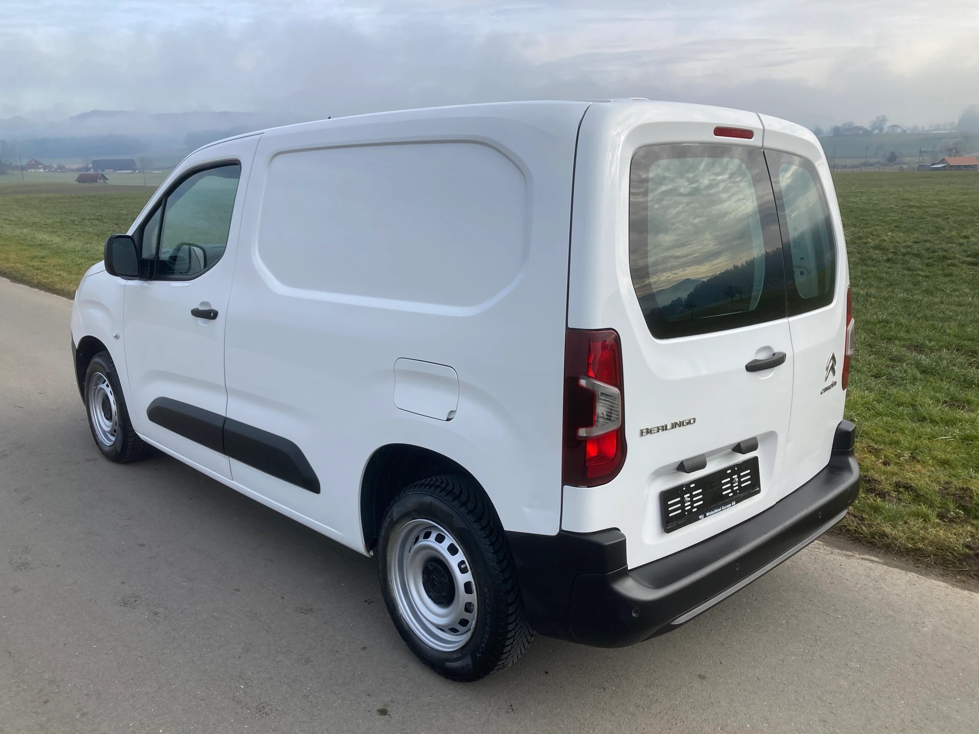 CITROEN Berlingo Van 1.5 Blue HDi 100 s/s Driver 650kg-image-3