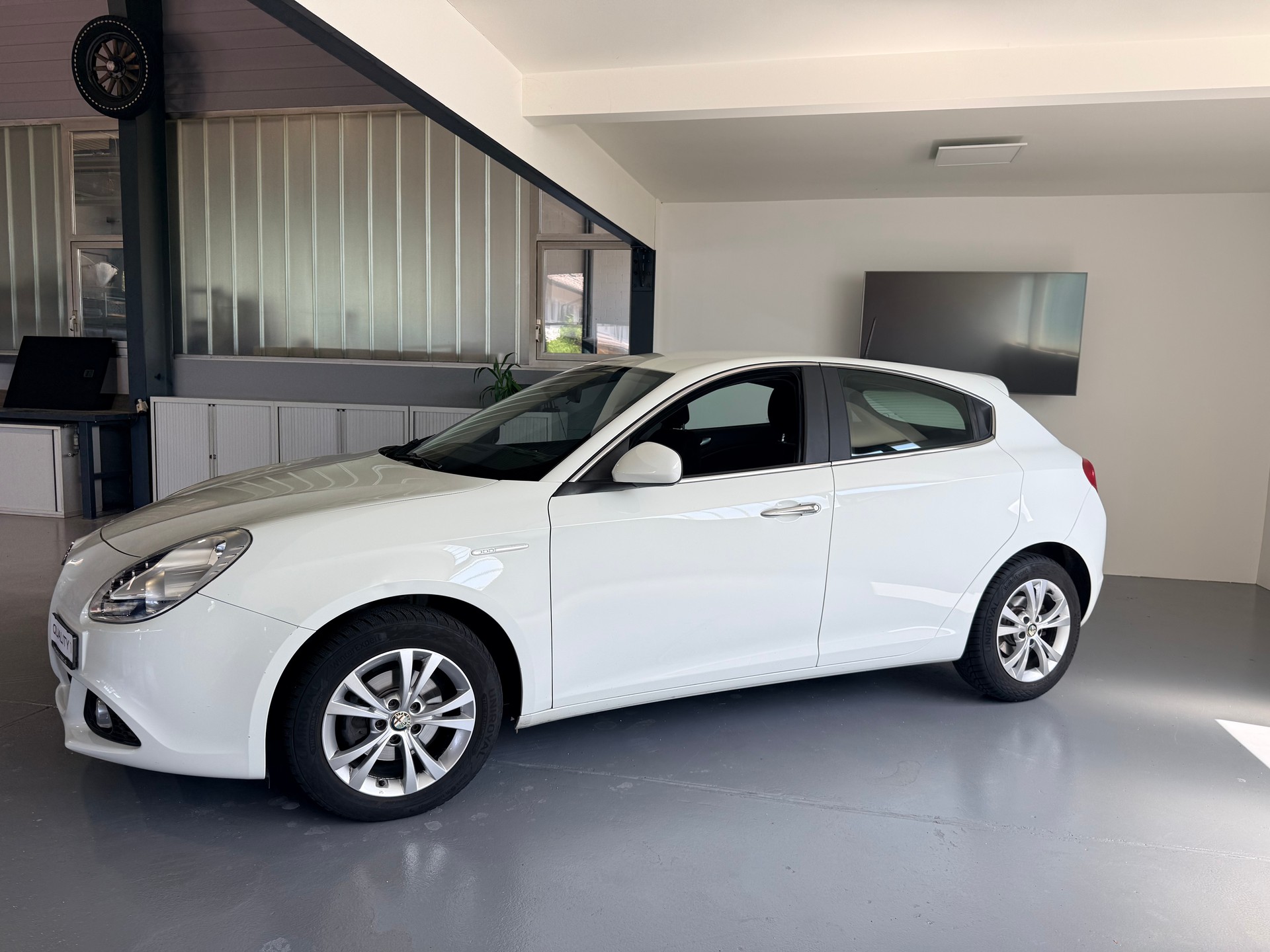 ALFA ROMEO Giulietta 1.4 T Distinctive-image-4