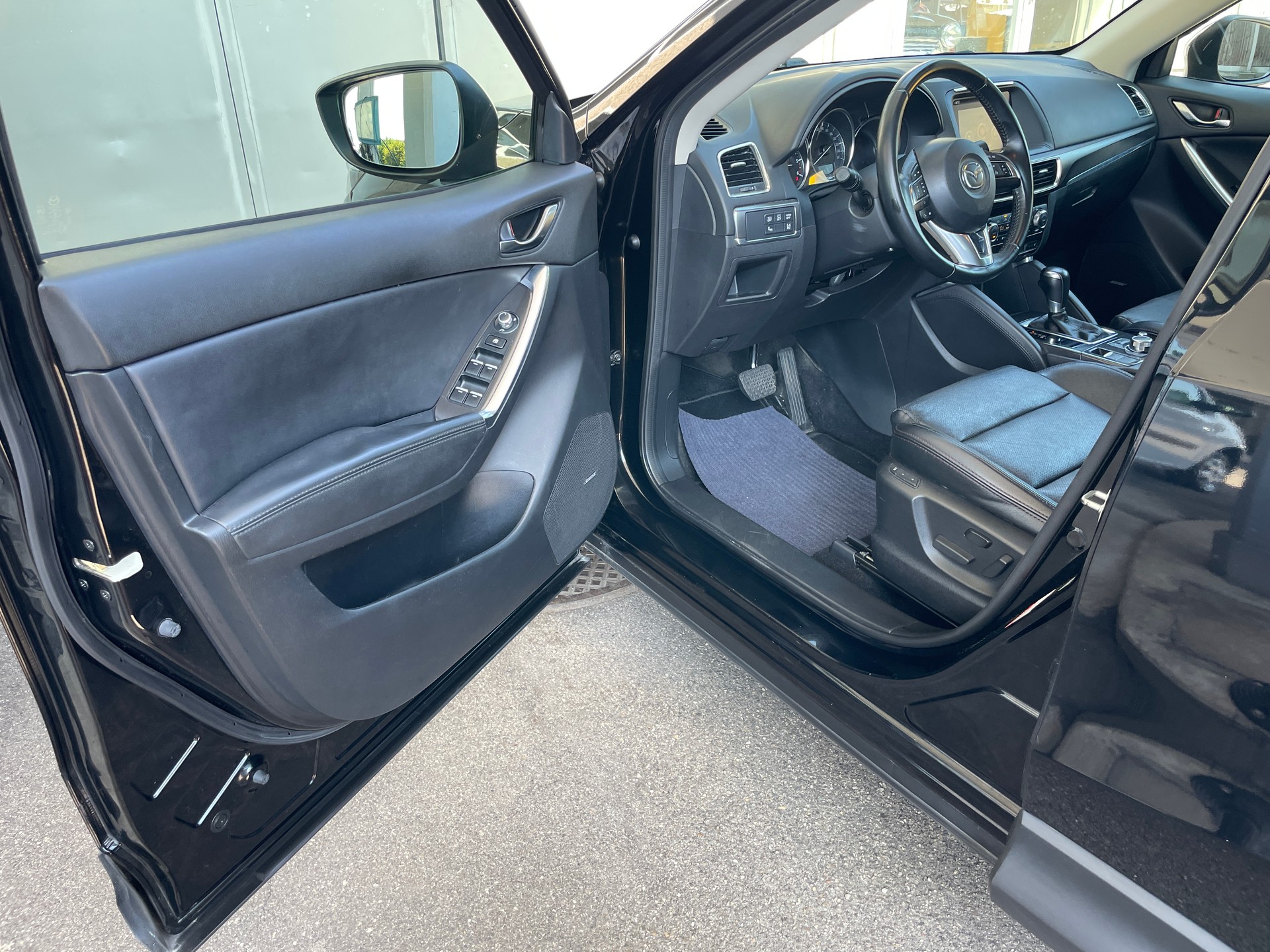 MAZDA CX-5 2.2 D HP Revolution AWD Automatic-image-13