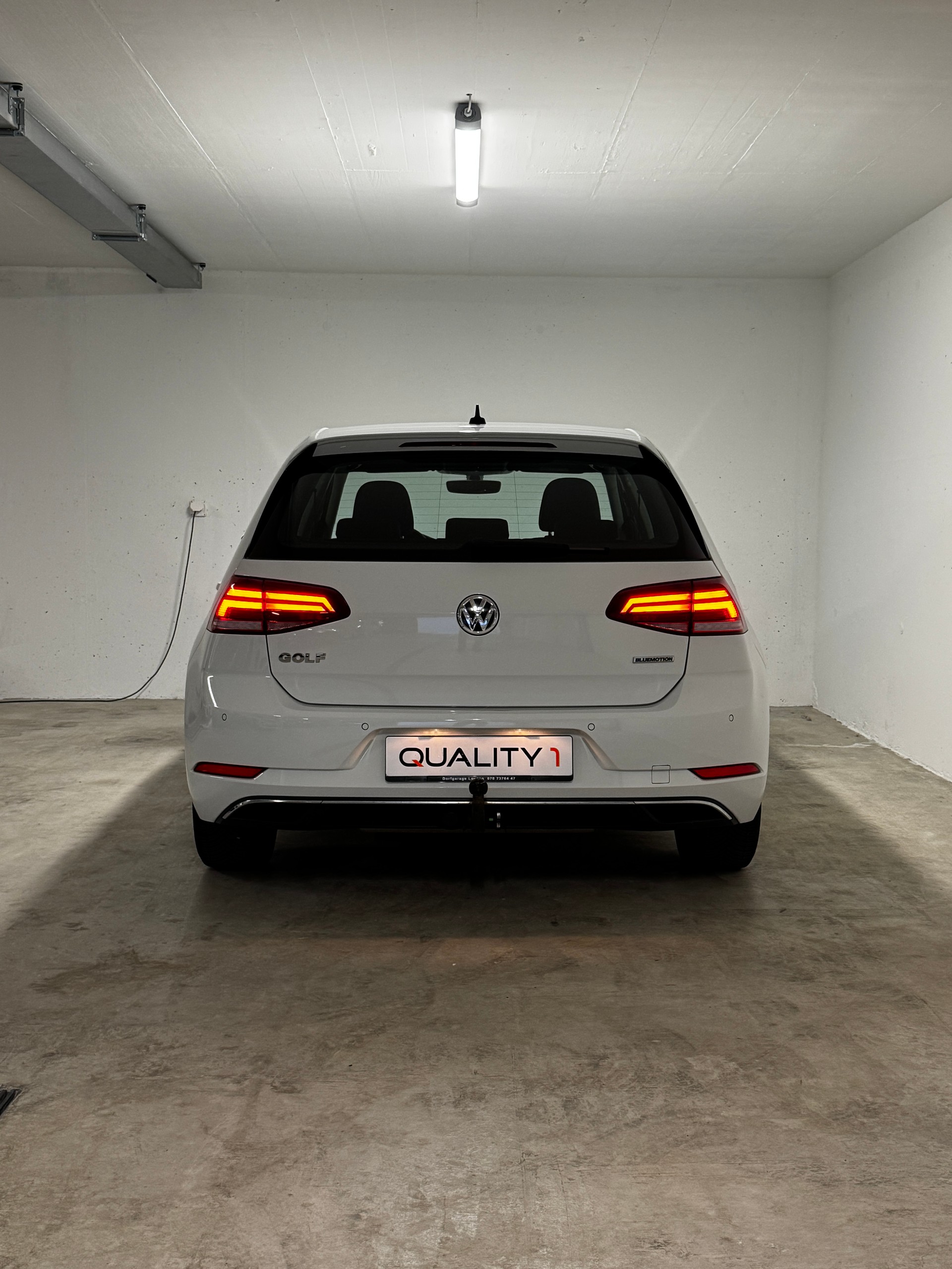 VW Golf 1.5 TSI EVO Comfortline DSG *AHK*-image-3
