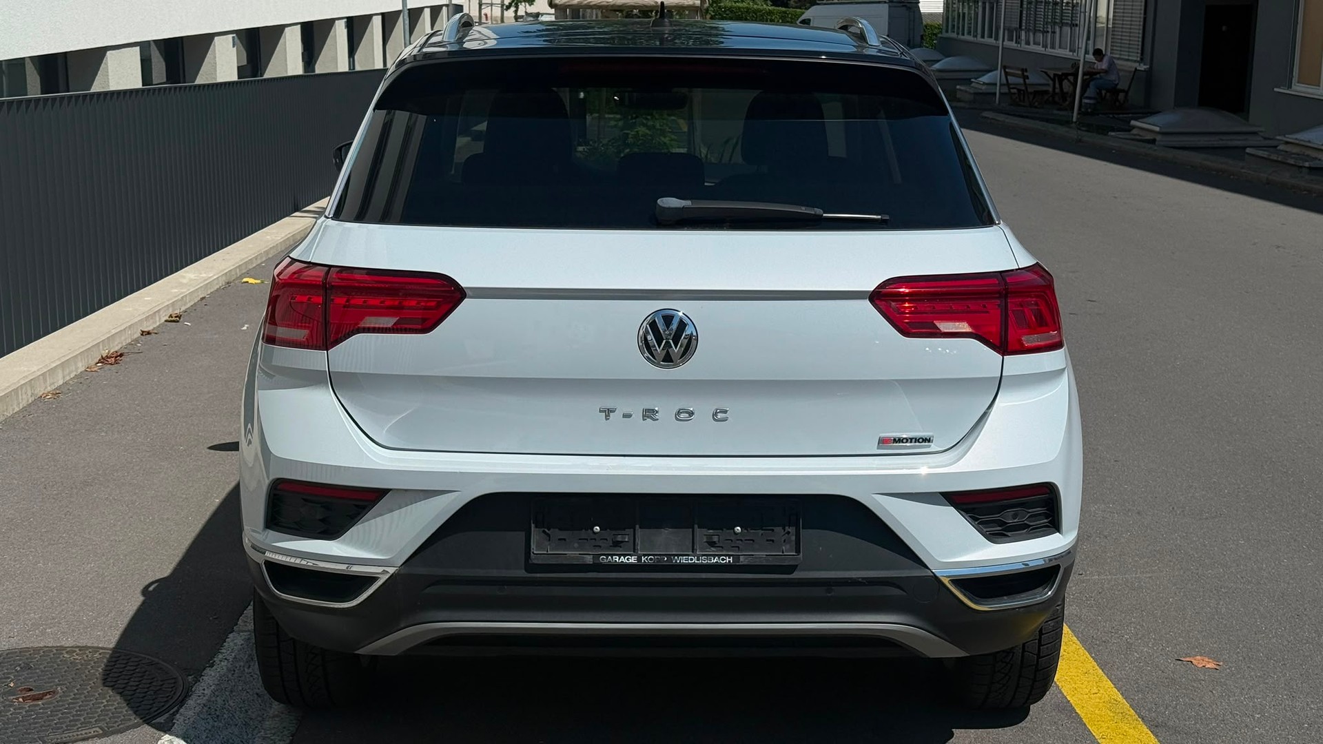 VW T-Roc 2.0 TSI Sport DSG 4Motion-image-11