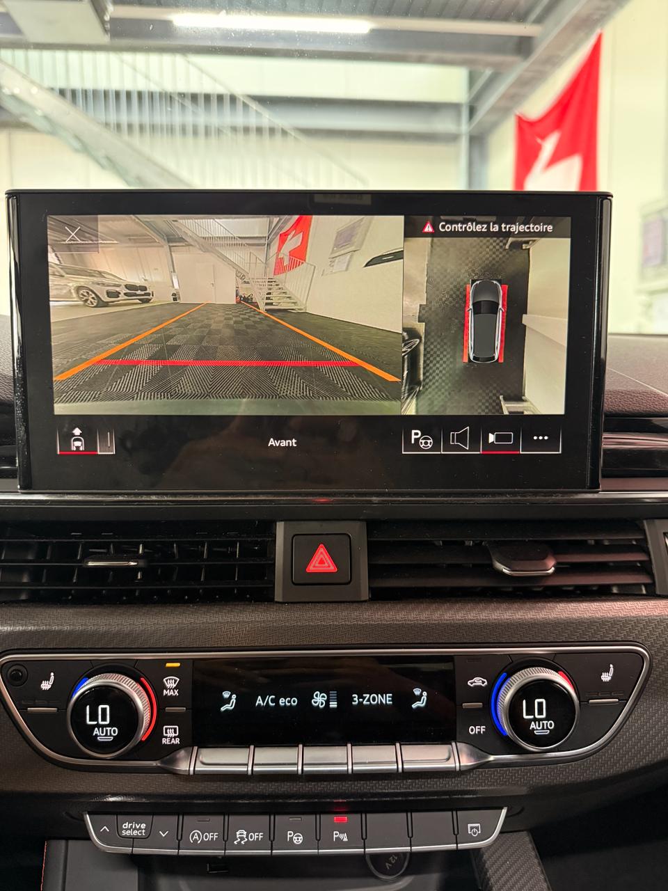 AUDI RS4 Avant quattro tiptronic-image-12