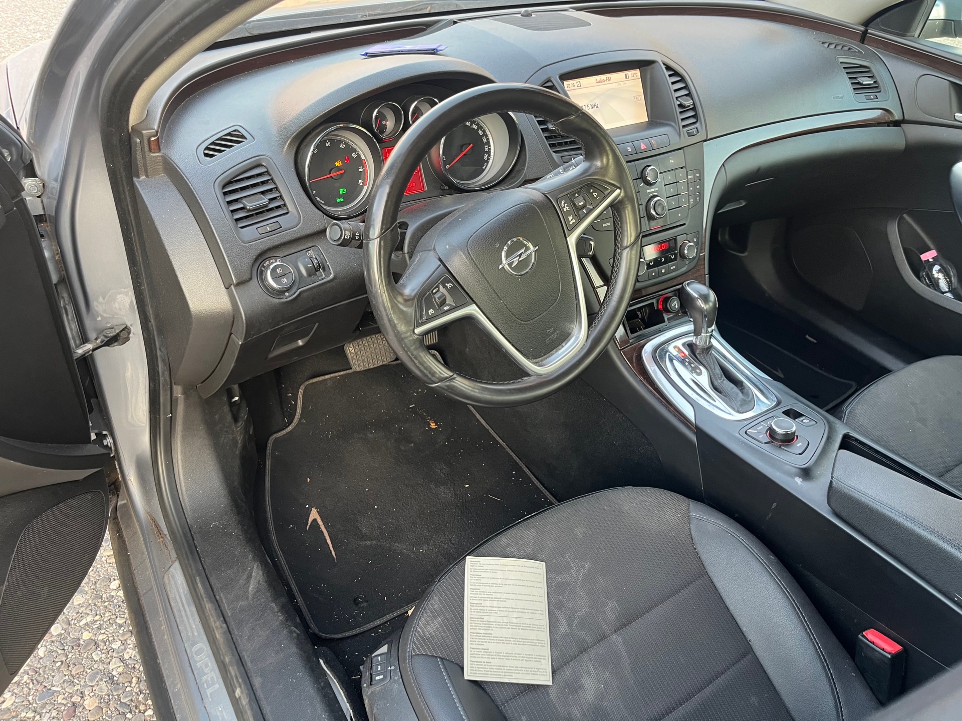 OPEL Insignia 2.0 Turbo Edition Automatic-image-4