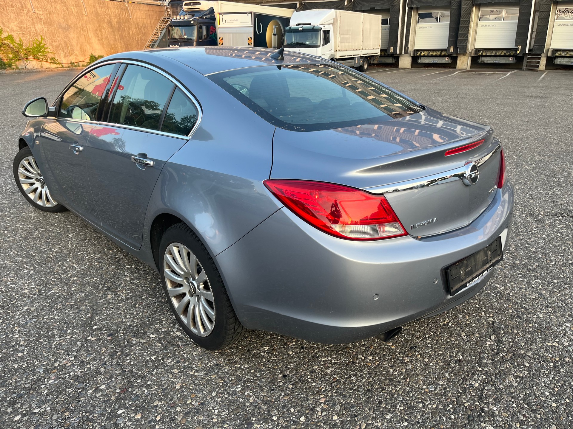 OPEL Insignia 2.0 Turbo Edition Automatic-image-3