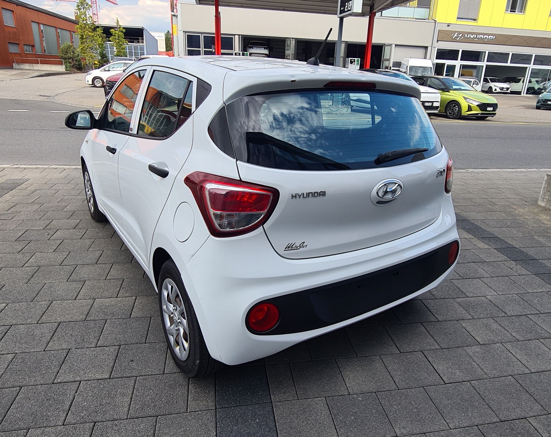 HYUNDAI i10 1.0 Origo-image-5