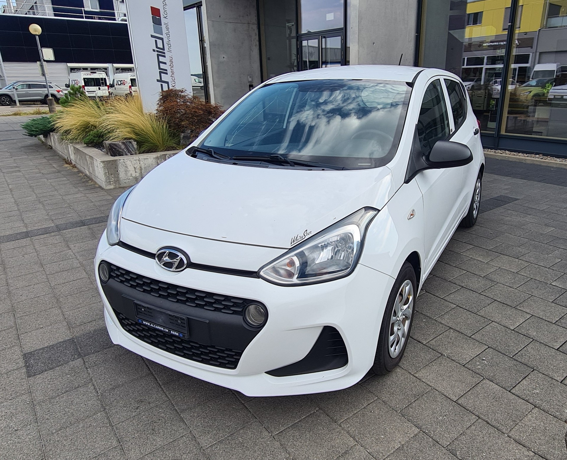 HYUNDAI i10 1.0 Origo-image-8