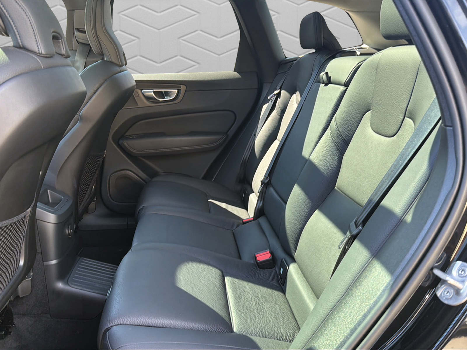 VOLVO VOLVO XC60 2.0 T6 TE Ultimate Dark eAWD-image-14