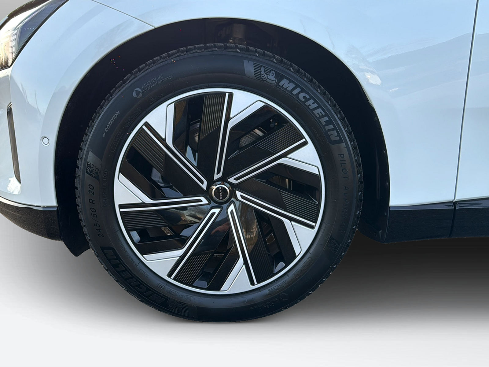 VOLVO ES90 Ultra-image-8