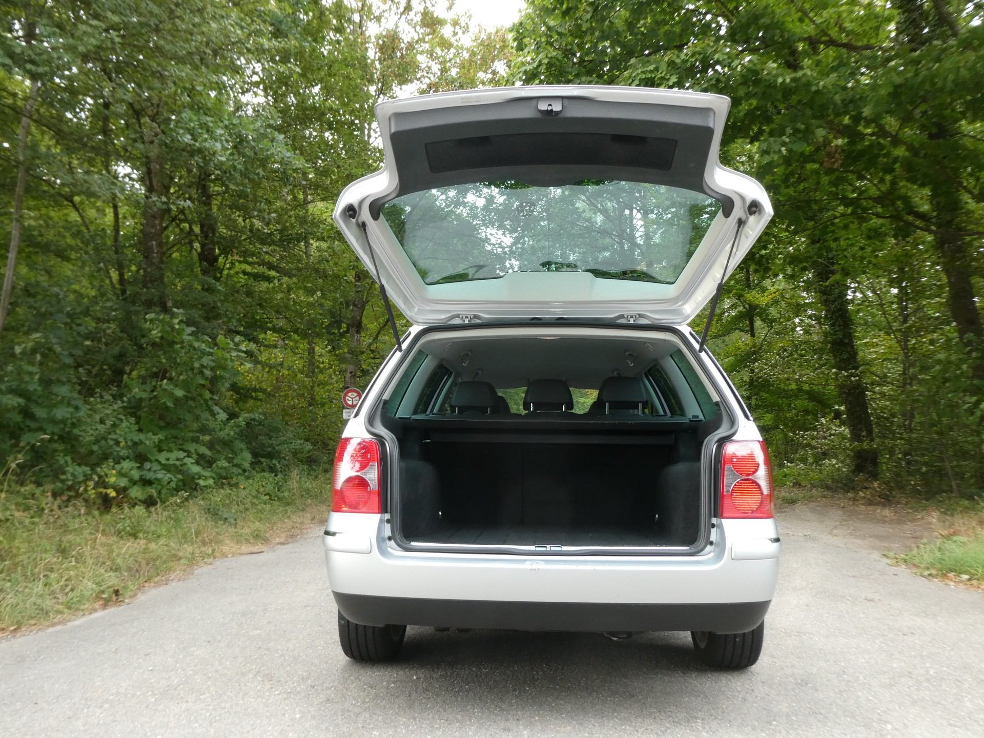 VW Passat Variant 1.8 T Comfortline-image-8