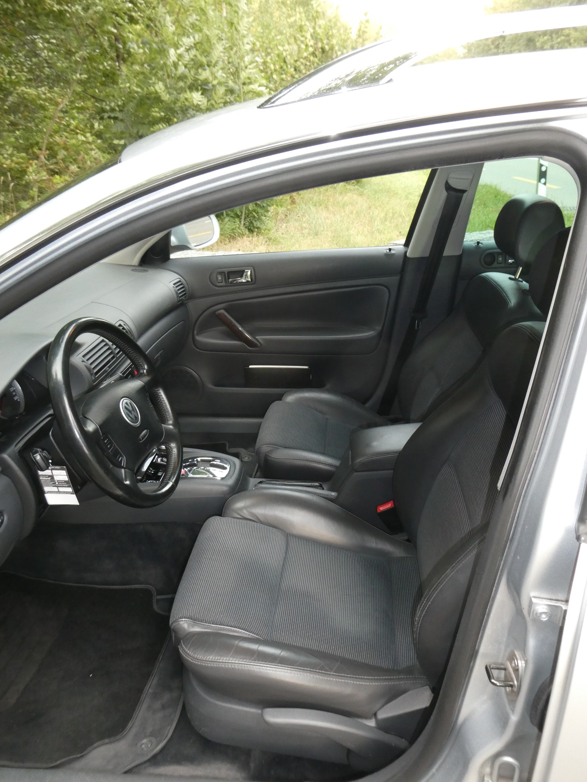 VW Passat Variant 1.8 T Comfortline-image-9
