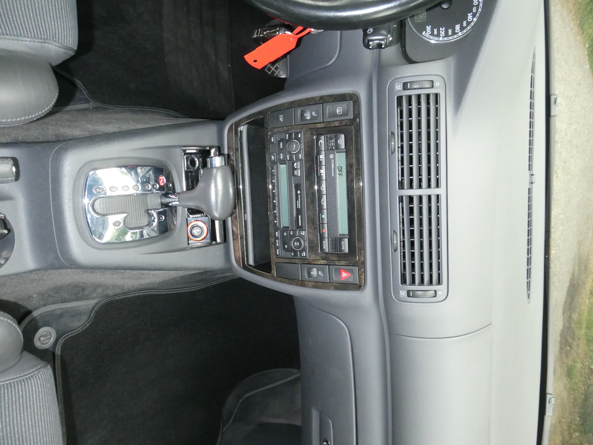 VW Passat Variant 1.8 T Comfortline-image-12