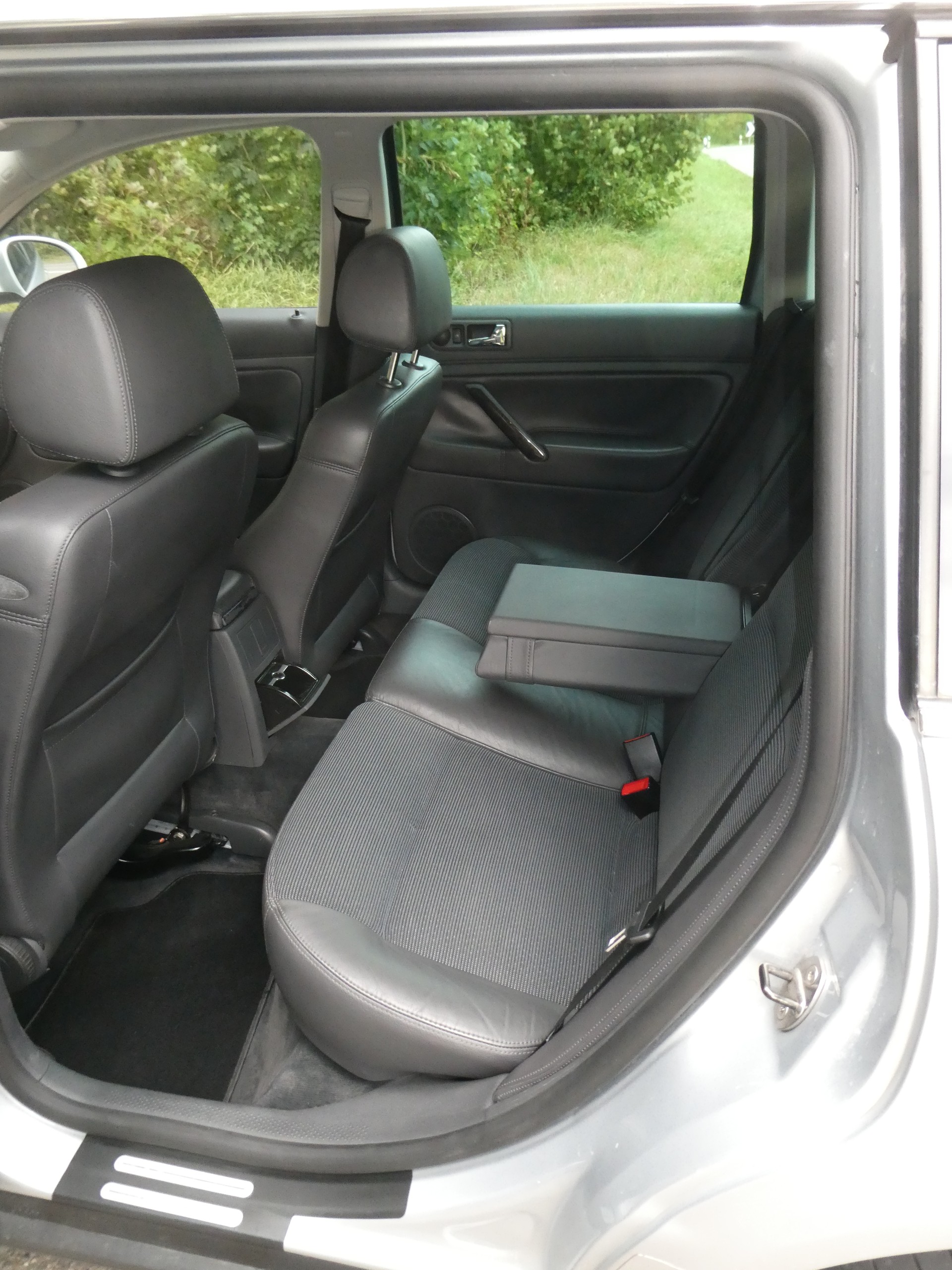 VW Passat Variant 1.8 T Comfortline-image-10