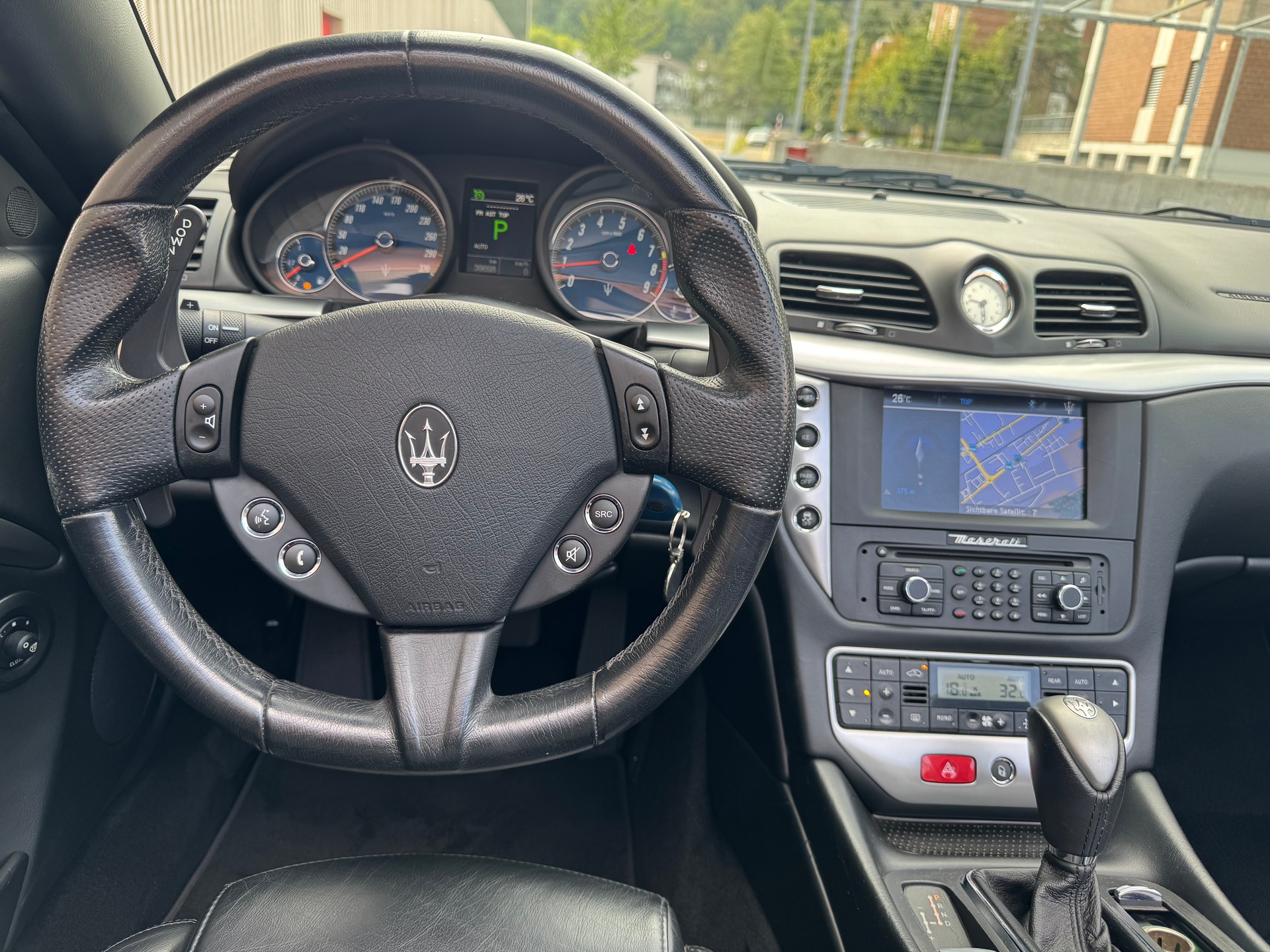 MASERATI GranCabrio Automatica-image-10