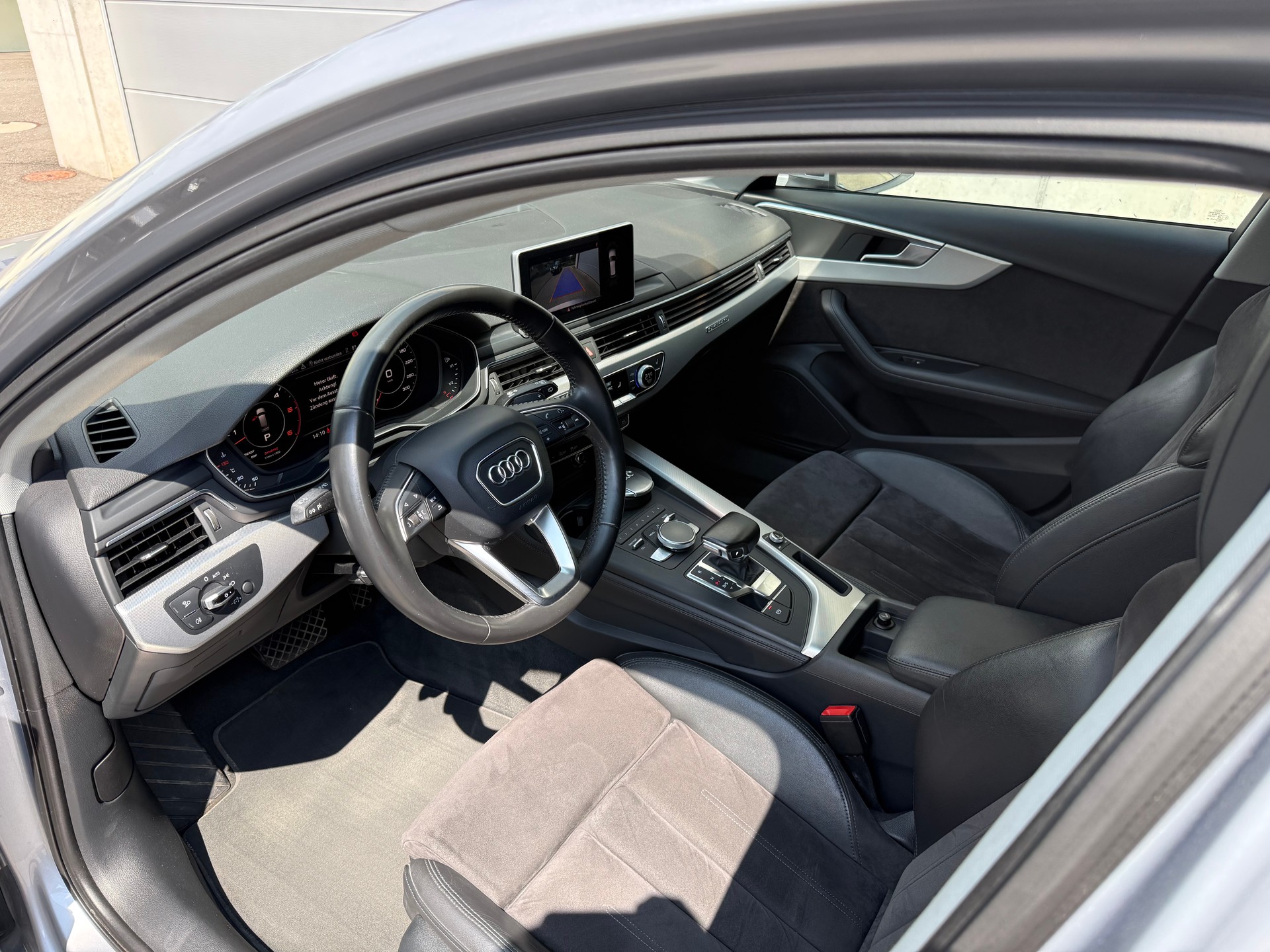 AUDI A4 allroad 3.0 TDI quattro S-tronic-image-9
