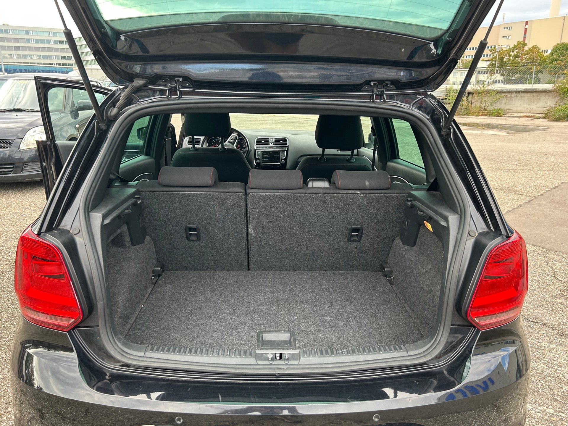 VW Polo 1.8 TSI GTI-image-13