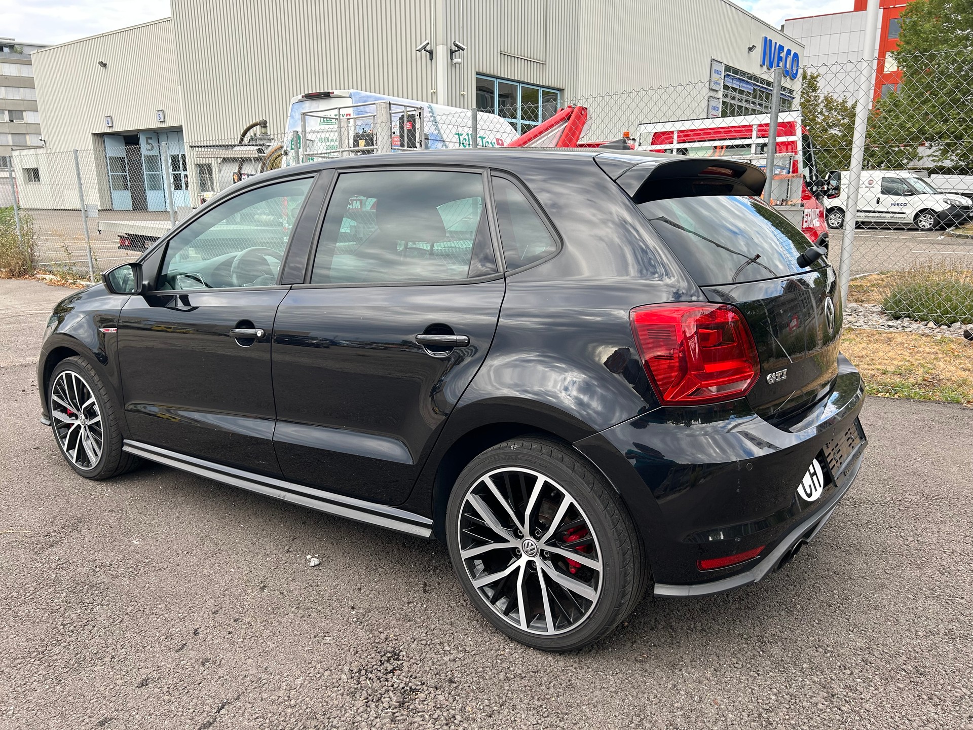 VW Polo 1.8 TSI GTI-image-2