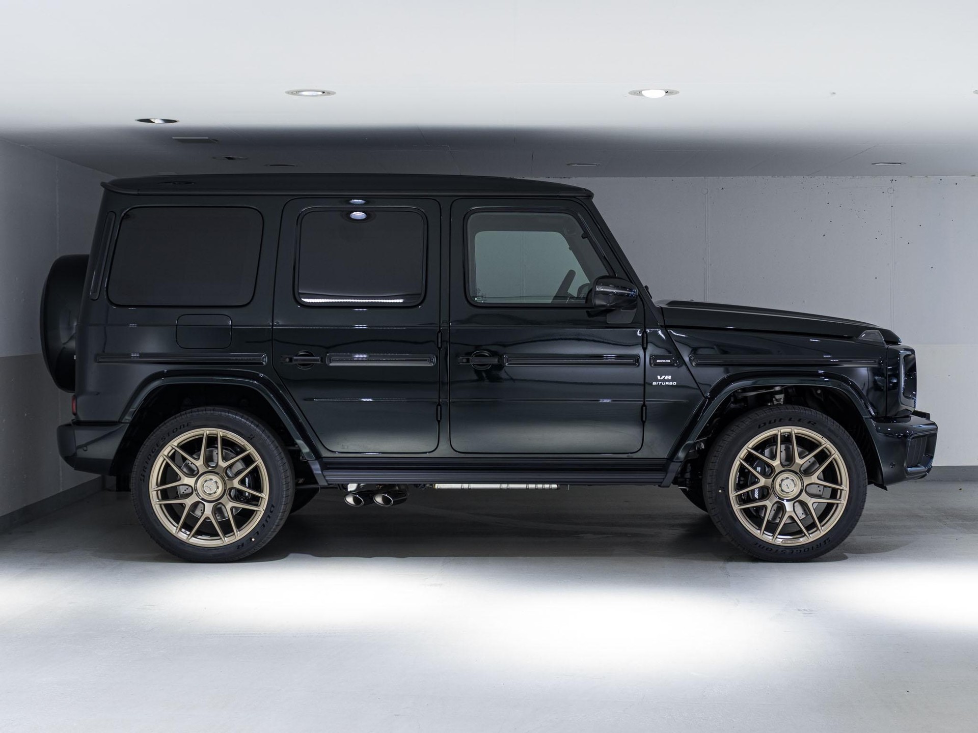 MERCEDES-BENZ G 63 AMG-image-1