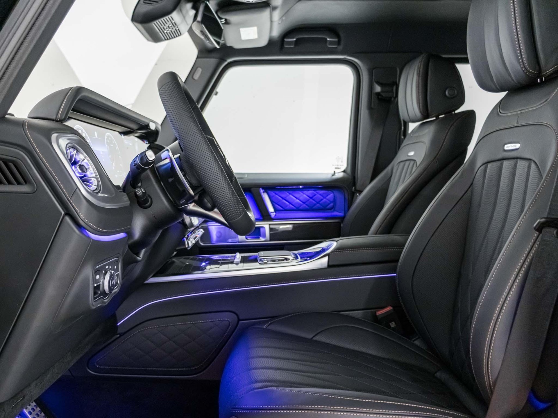 MERCEDES-BENZ G 63 AMG-image-6
